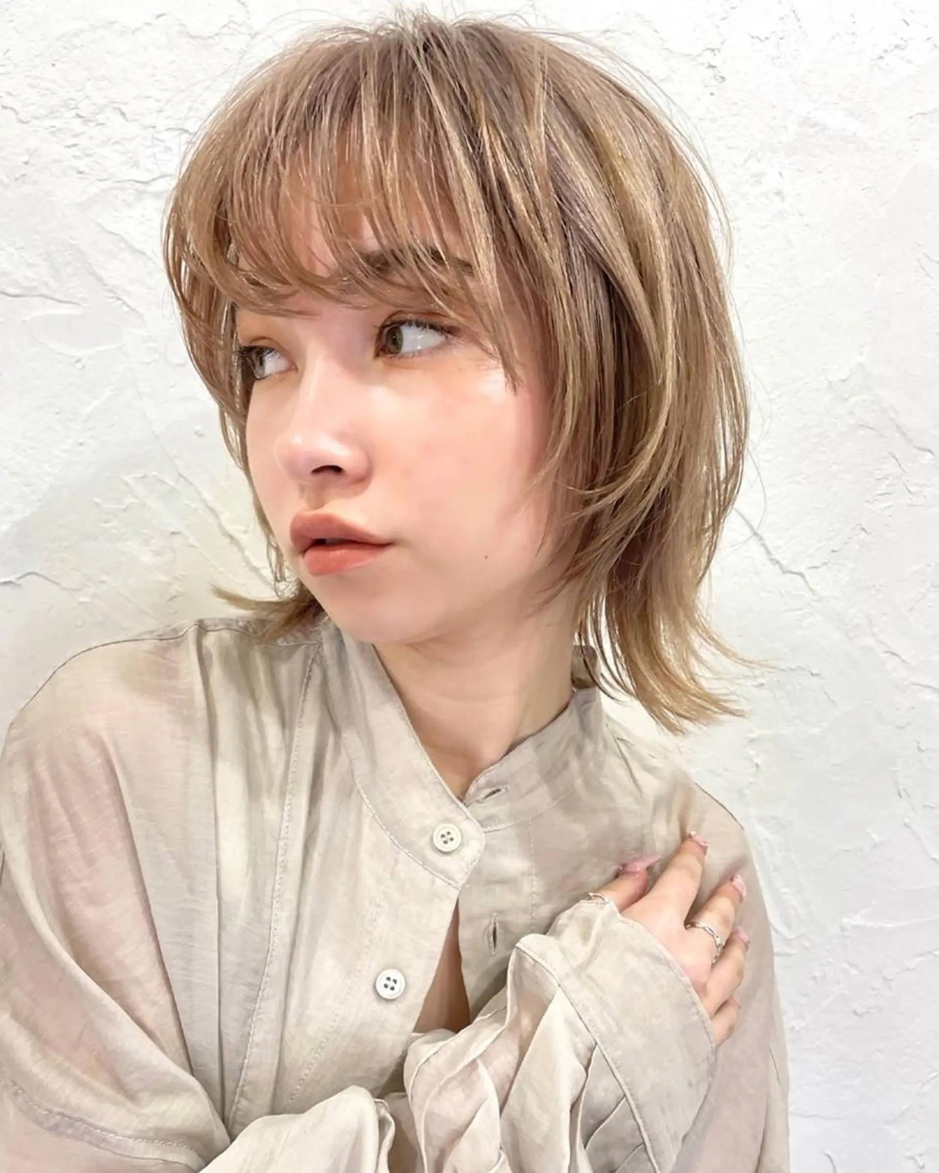 ショート カラー パーマ 切りっぱなしボブ 前下がりボブ ショートボブ 黒髪 イヤリングカラー 銀座No.1髪質改善 縮毛矯正/本木のヘアスタイル