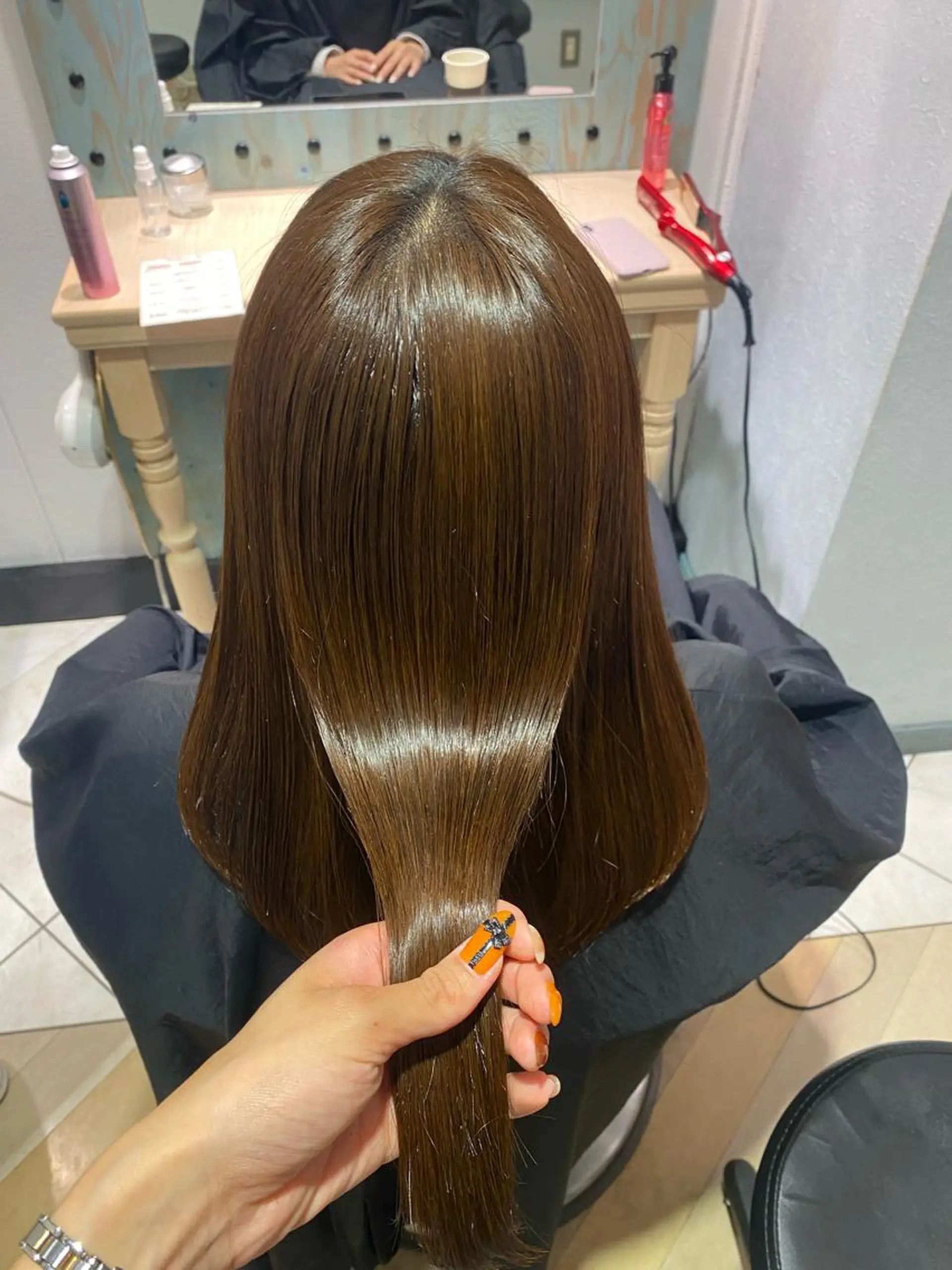 ロング トリートメント 髪質改善　縮毛の達人 矢井由真のヘアスタイル