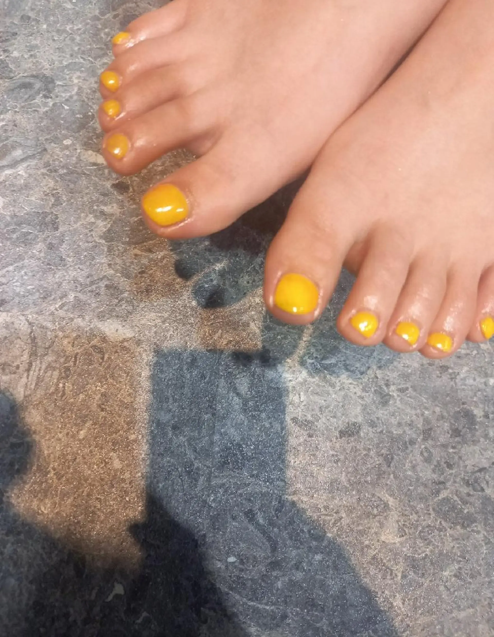 ネイル オーロラネイル フットネイル ヘアメイクネイリスト 💄💅hidemiのヘアスタイル