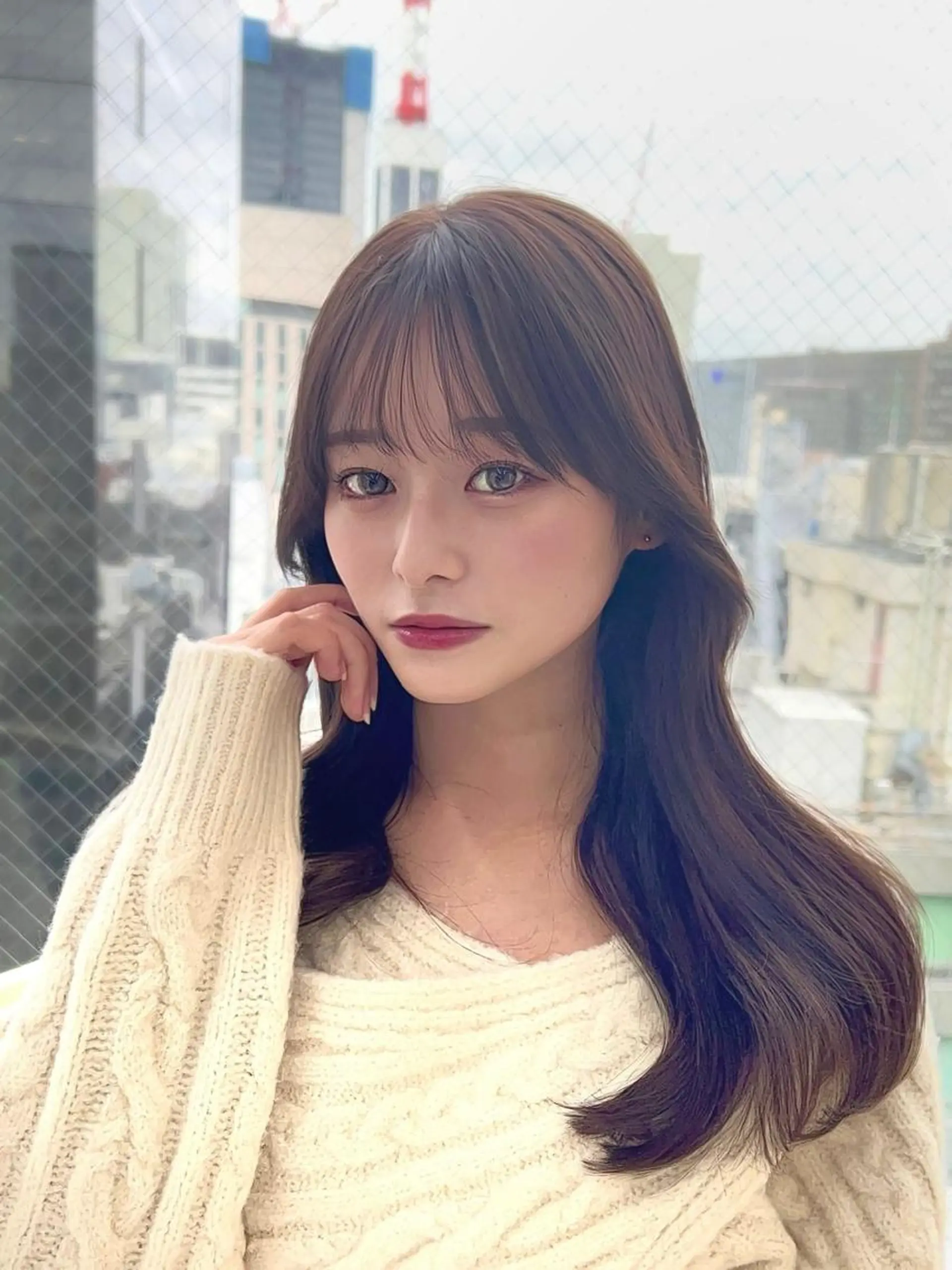 ロング カット ヘアカラー トリートメント レイヤーカット/ 顔まわり/アオイのヘアスタイル