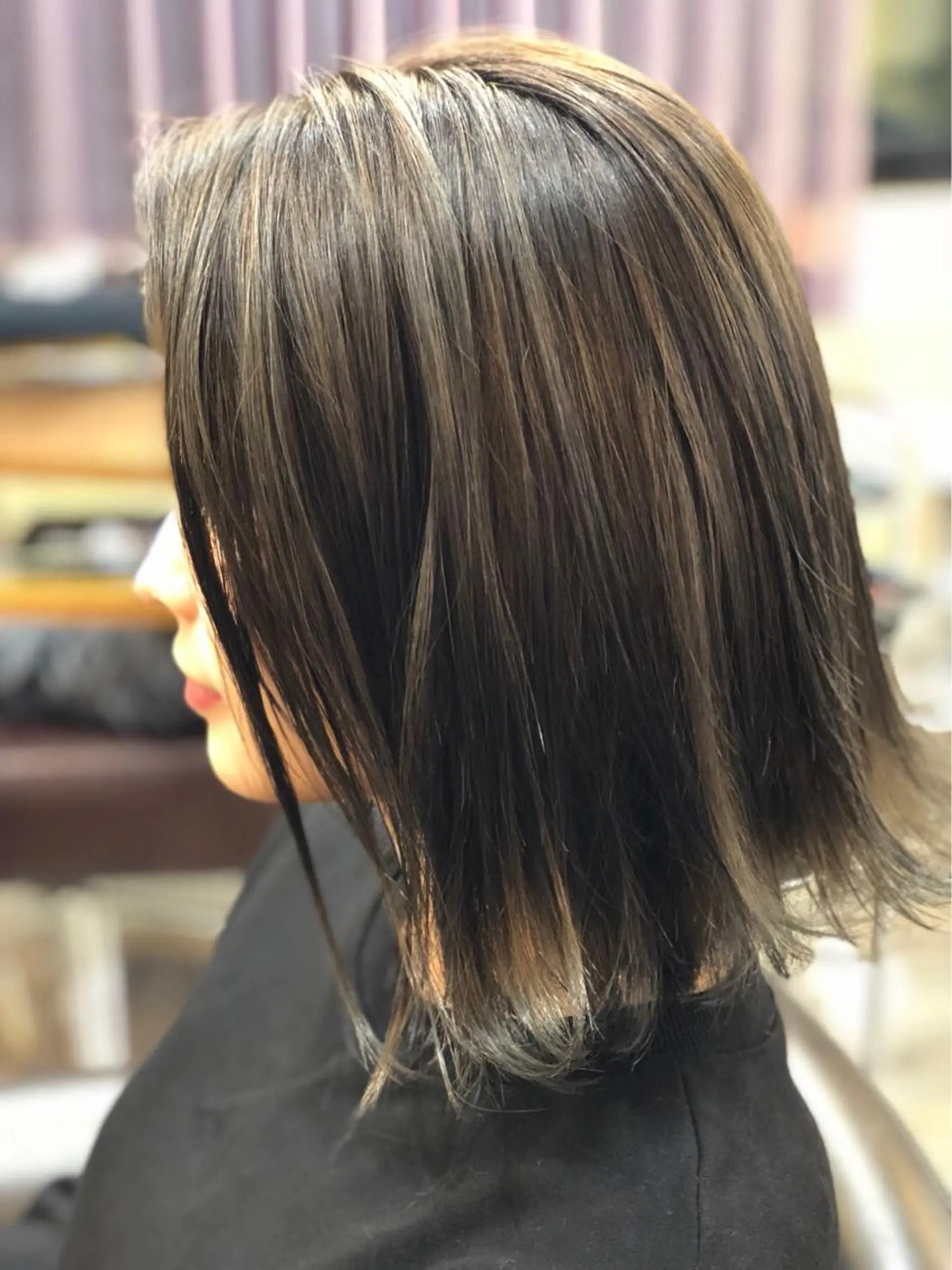 ショート ボブ 外ハネヘア カノンバイフラミューム所属・ショートは任せて ミヤザキのヘアスタイル