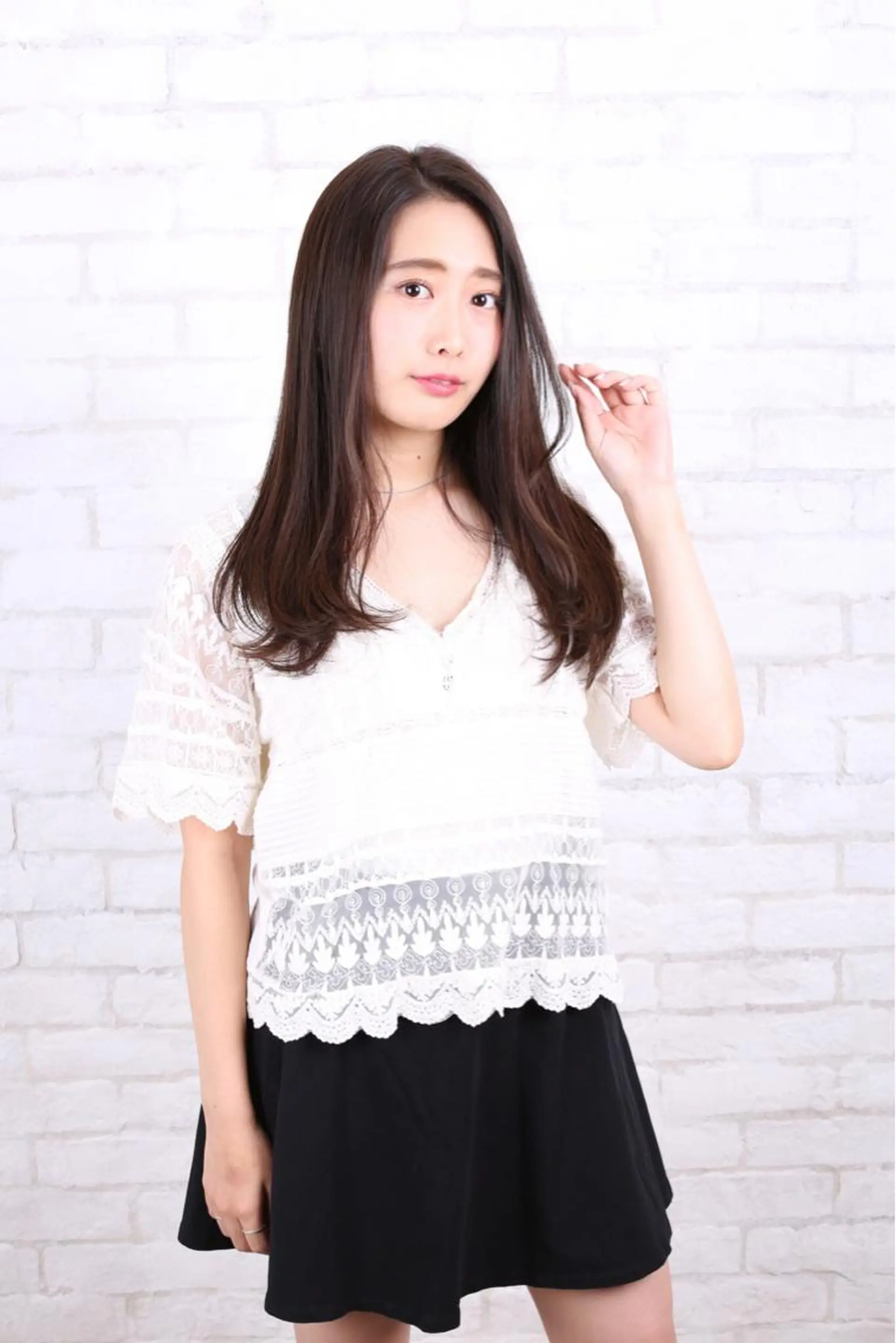 セミロング カット ヘアカラー トリートメント 髪質改善美容師 中村 一のヘアスタイル