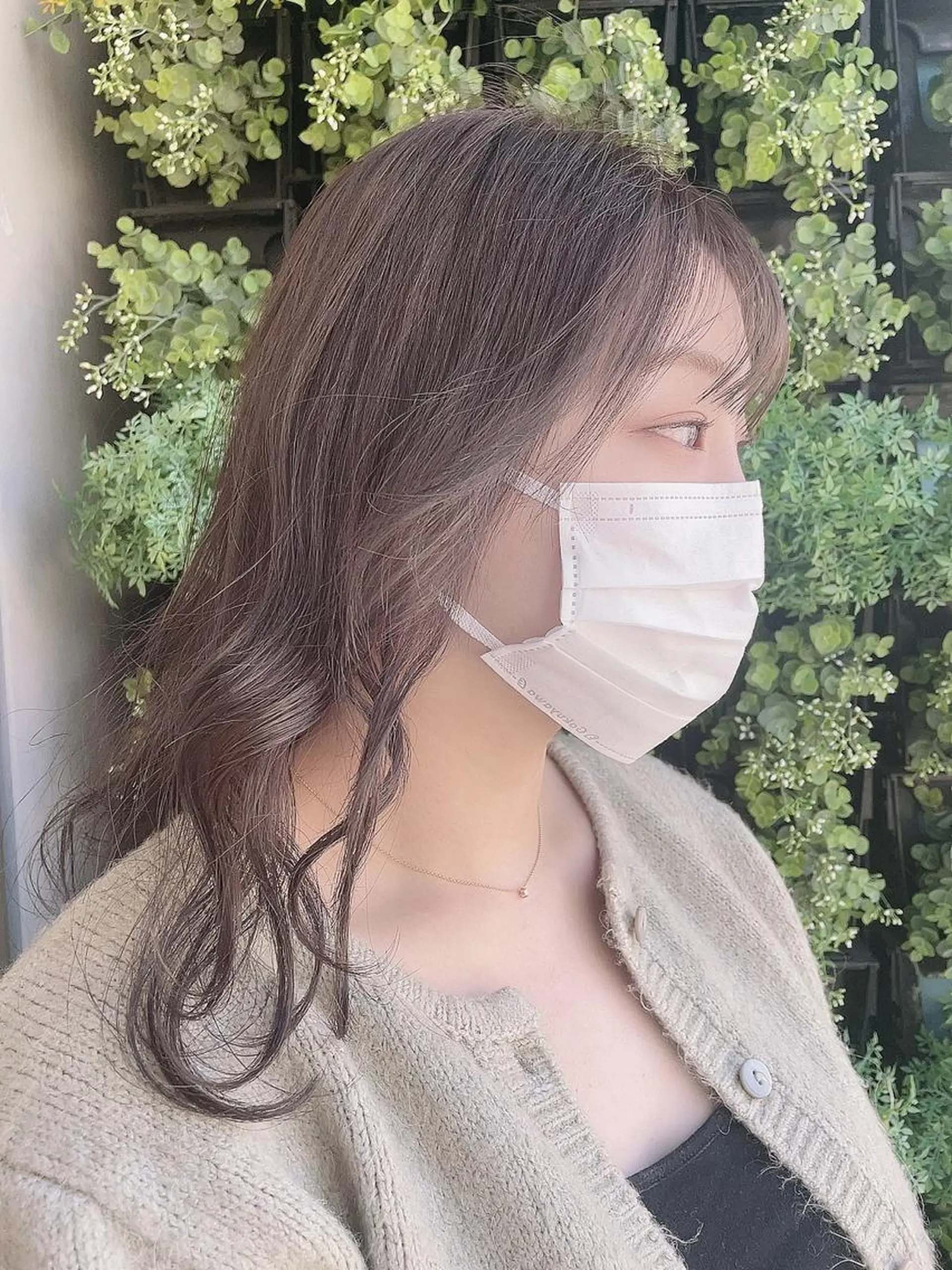 セミロング ブリーチカラー特化 碇　英朗のヘアスタイル