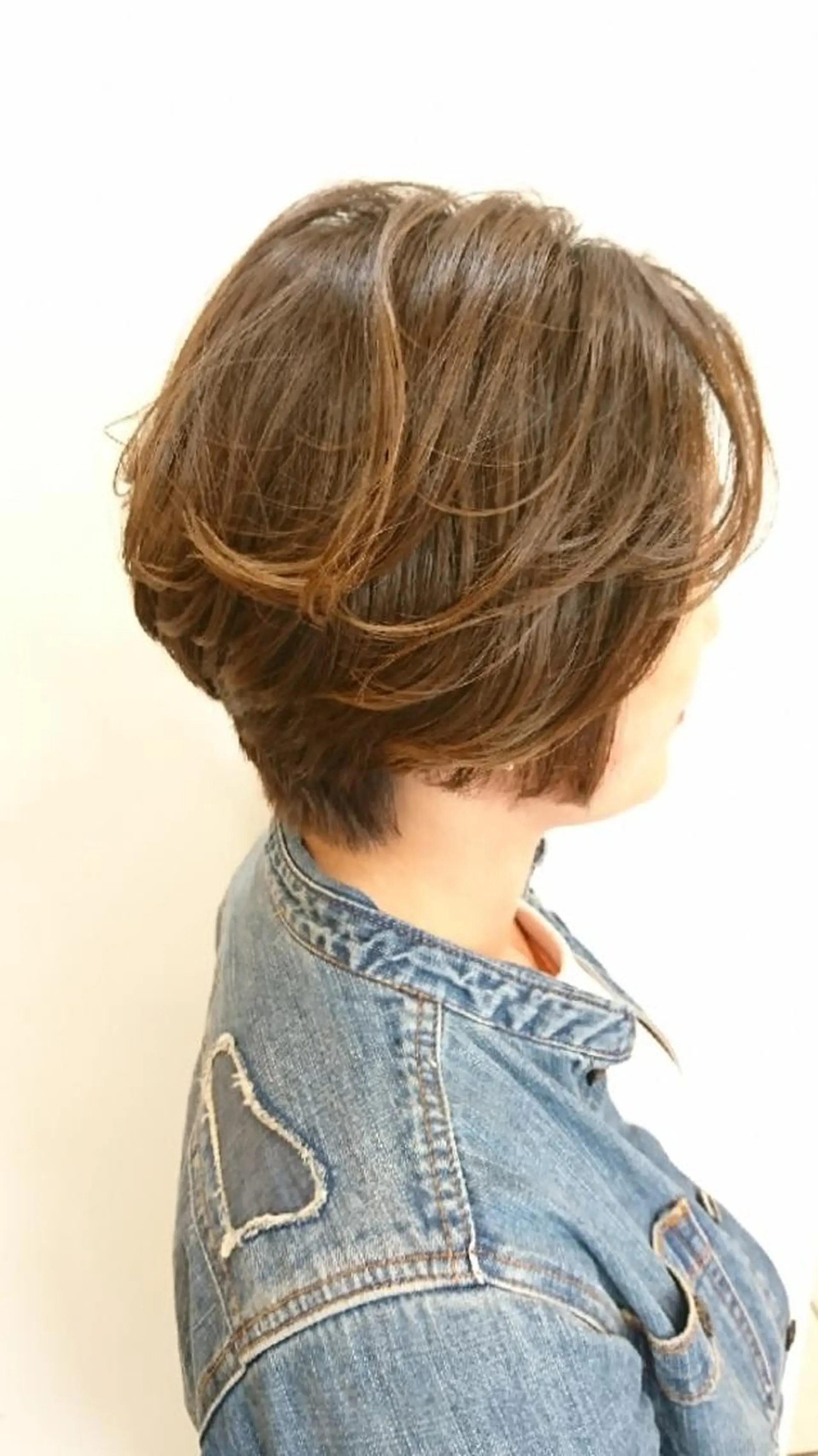 ショート 齋藤  愛美のヘアスタイル