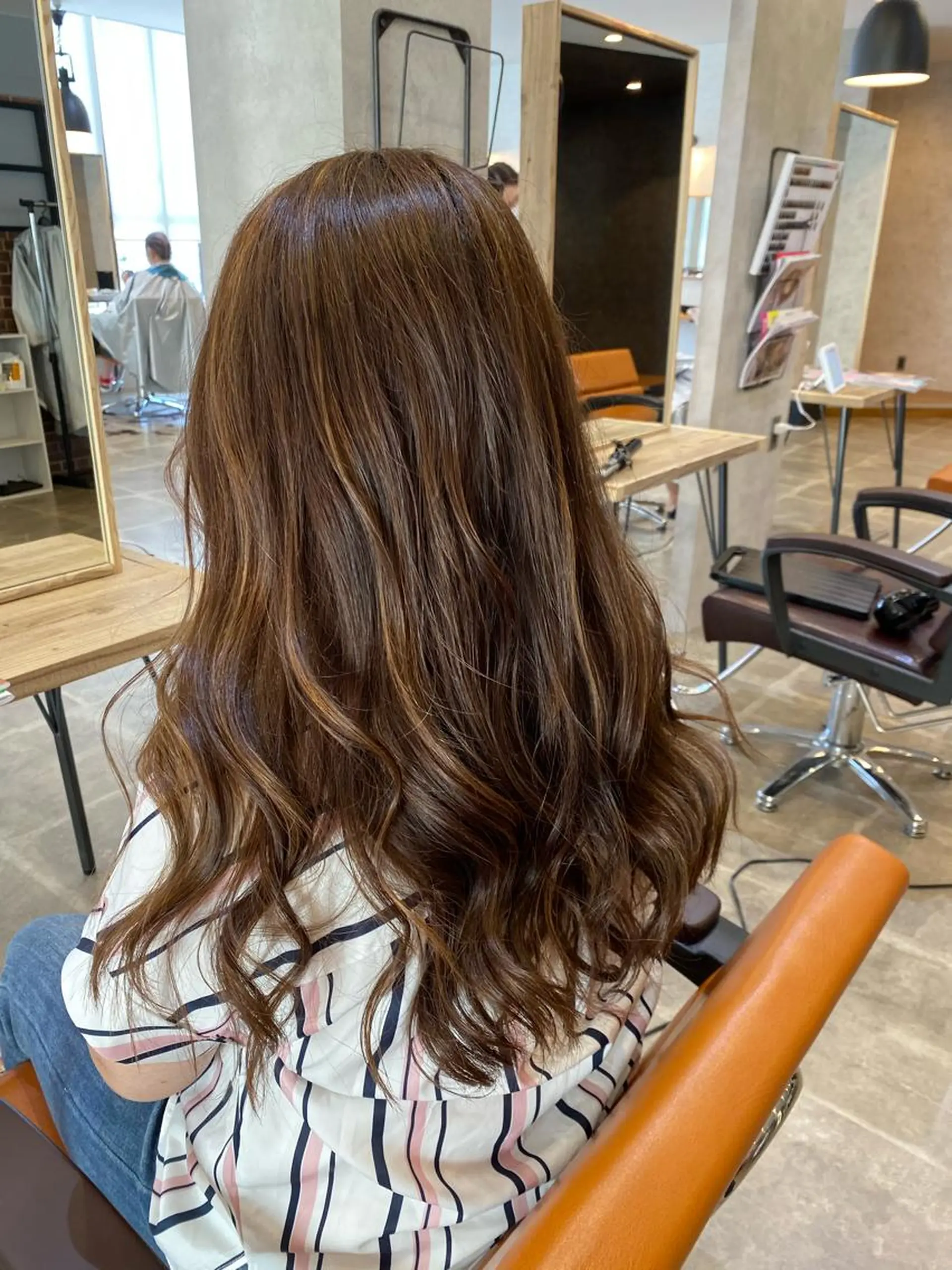 ロング カラー ハイライトカラー ハイライト カット ヘアカラー トリートメント KAITOH ATSUSHIのヘアスタイル