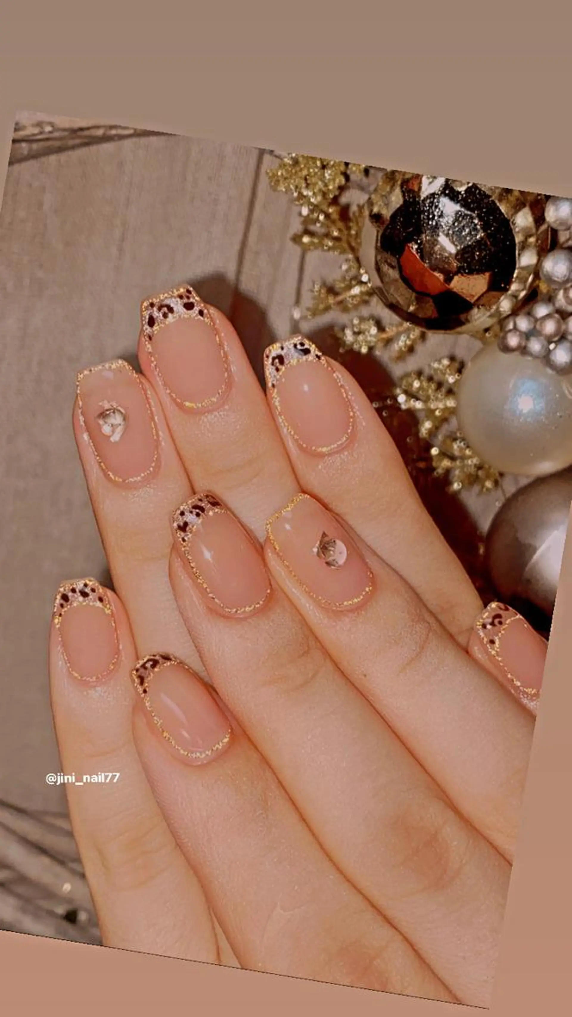ネイル ハンドネイル JINI NAIL所属・ジニ ネイルのネイルデザイン