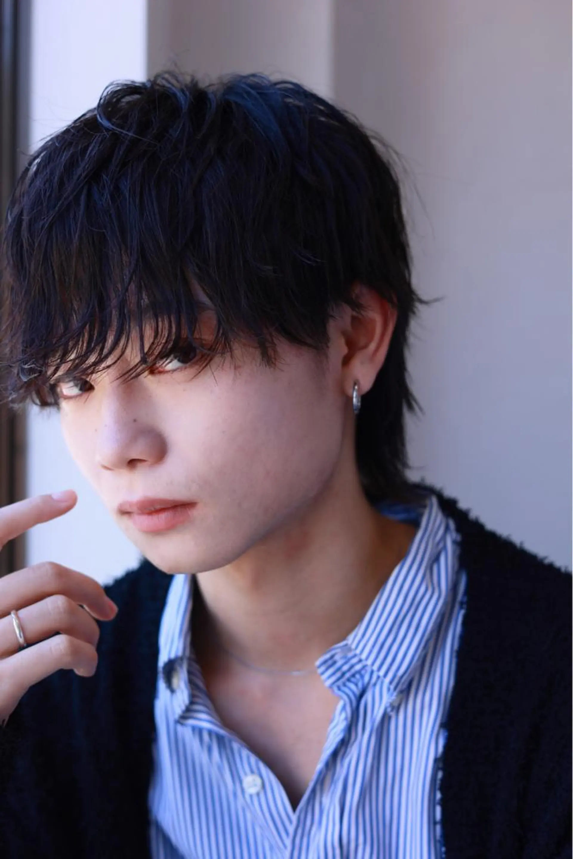 ショート メンズ マッシュウルフ マッシュ 波巻きパーマ メンズウルフカット ウルフカット 尾野 雅斗のヘアスタイル