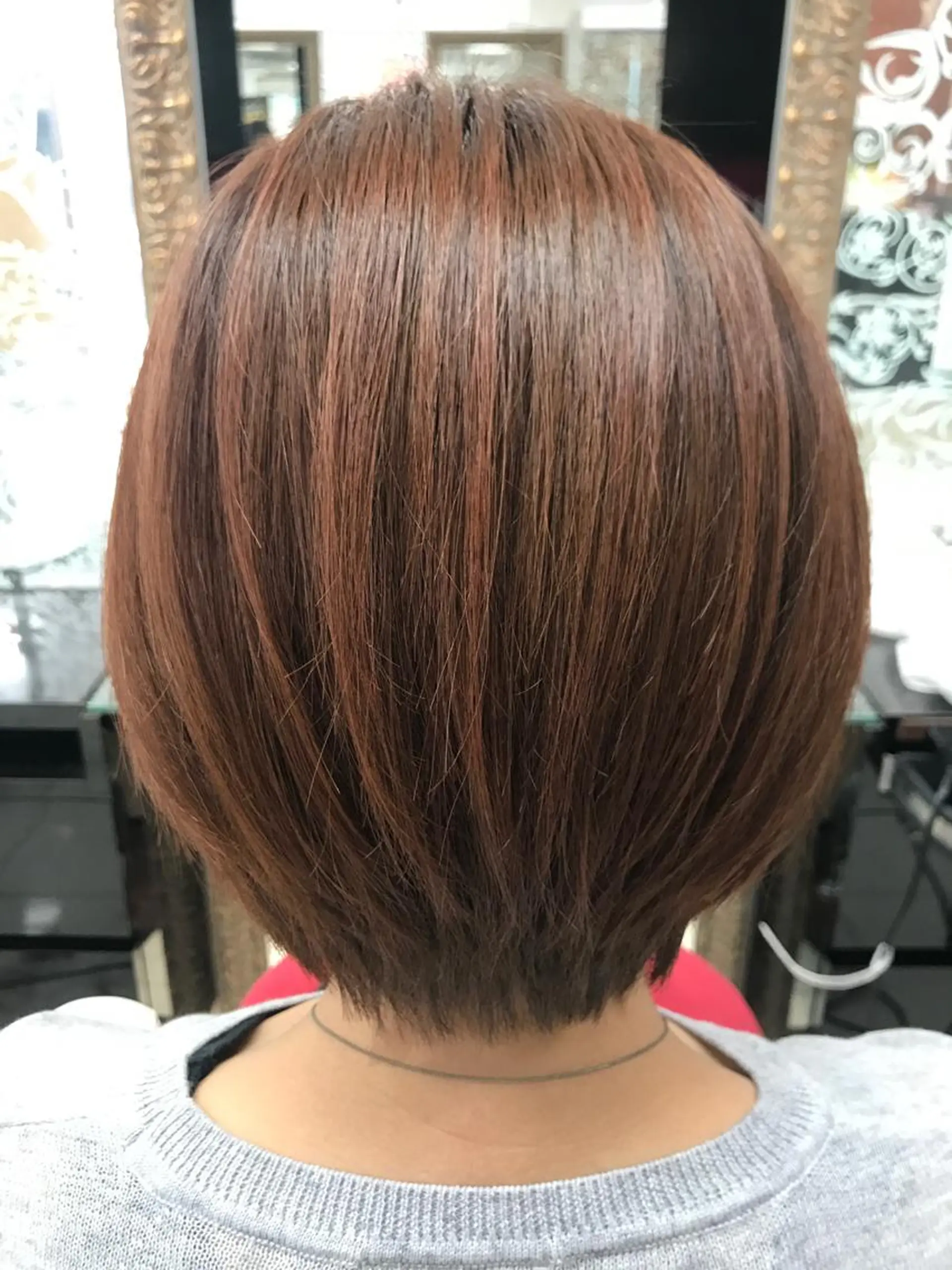 ショート 米良 志織のヘアスタイル