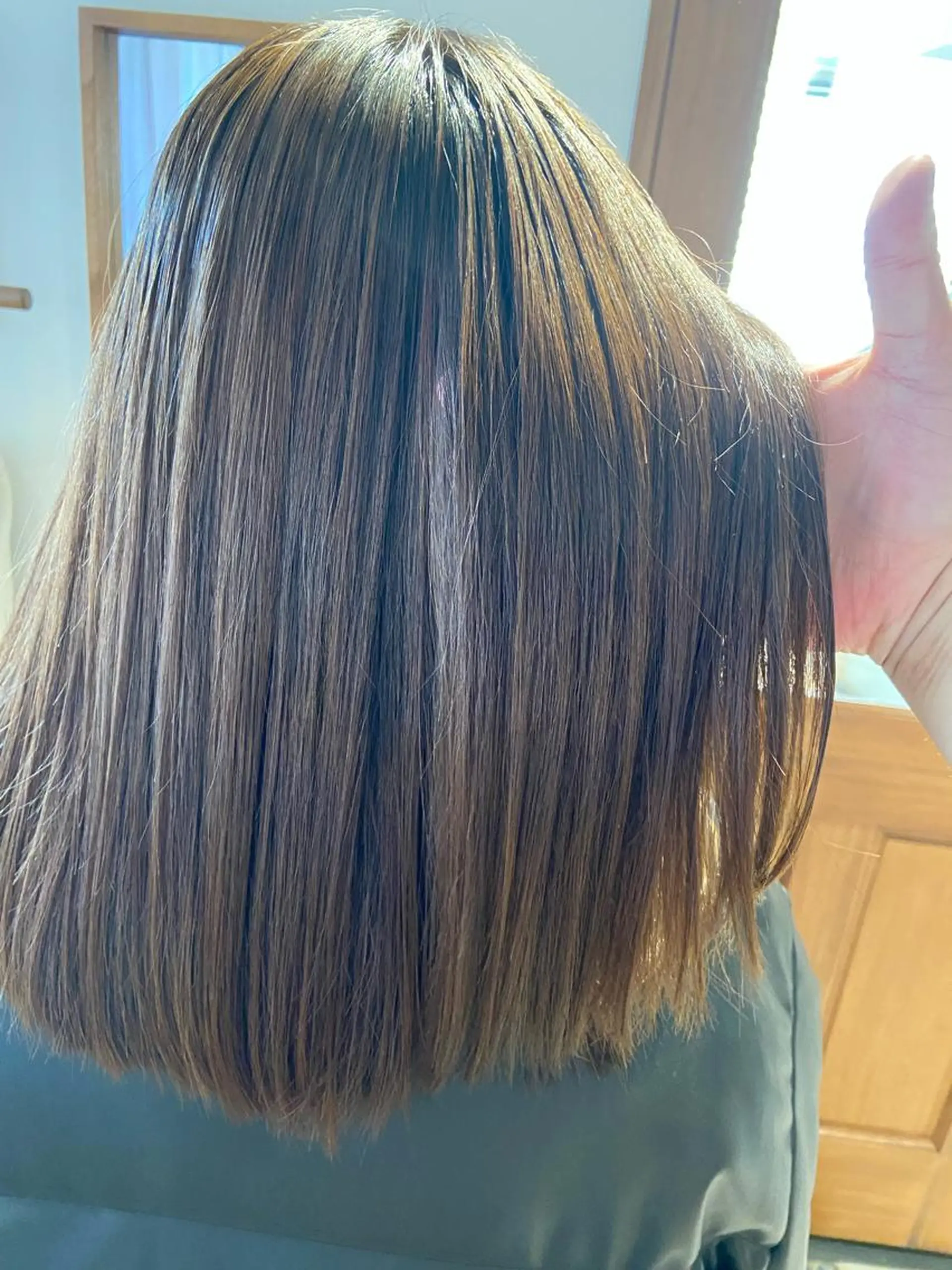 ミディアム 酸性ストレート カット 縮毛矯正 トリートメント EIGHT奥野 心太のヘアスタイル