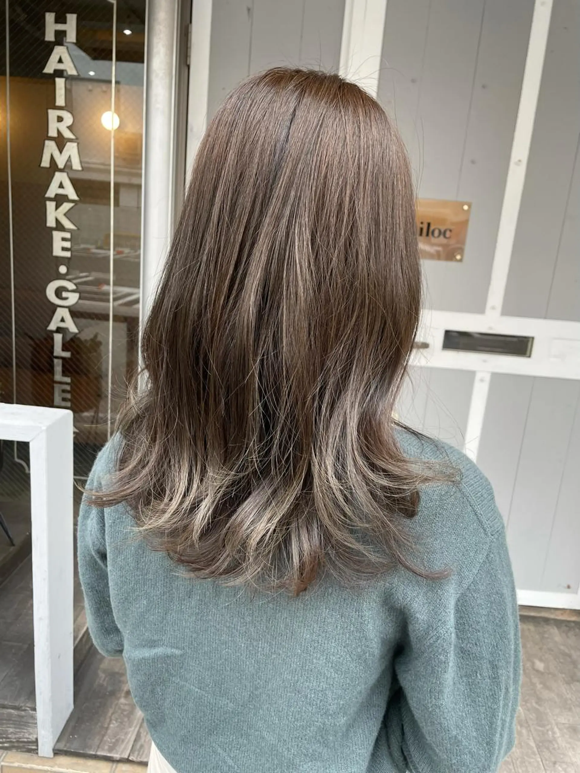 カラー miloc かおりのヘアスタイル