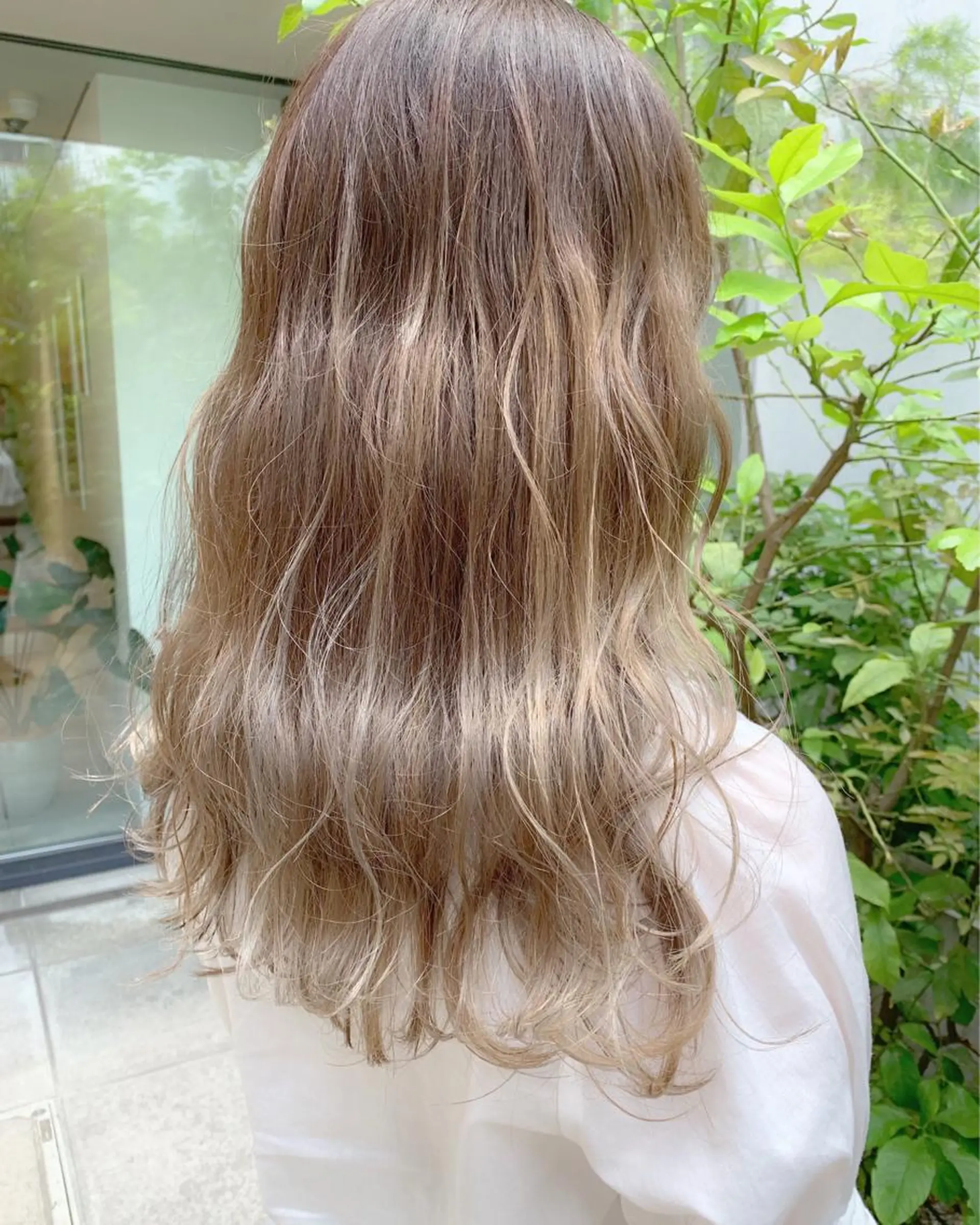 ロング カット ヘアカラー トリートメント 透明感/オリーブ/ グレージュ/YUKAのヘアスタイル