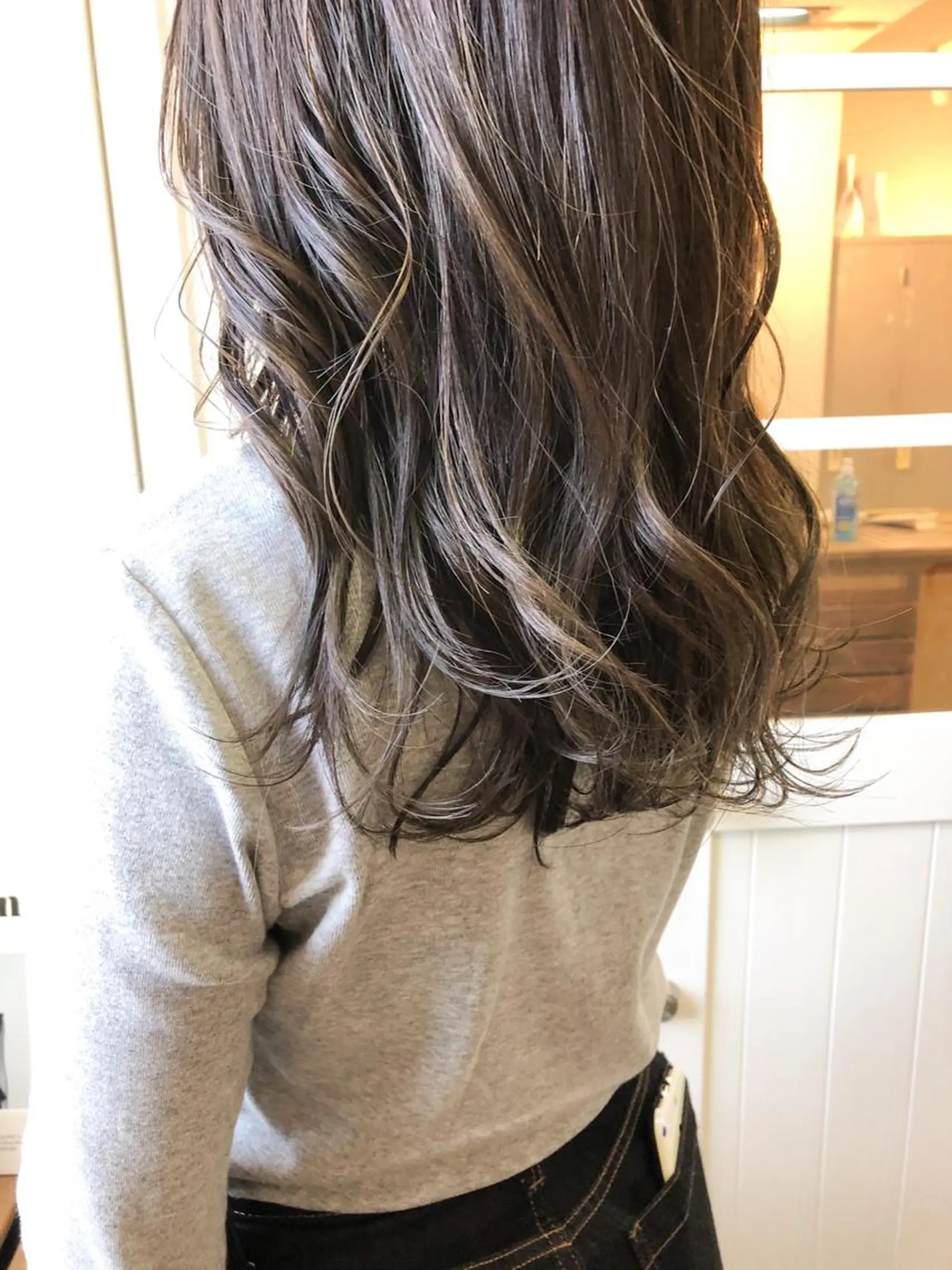 セミロング カラー グレージュ ハイライトカラー ハイライト 小木曽智美 /ボブ/ショートのヘアスタイル