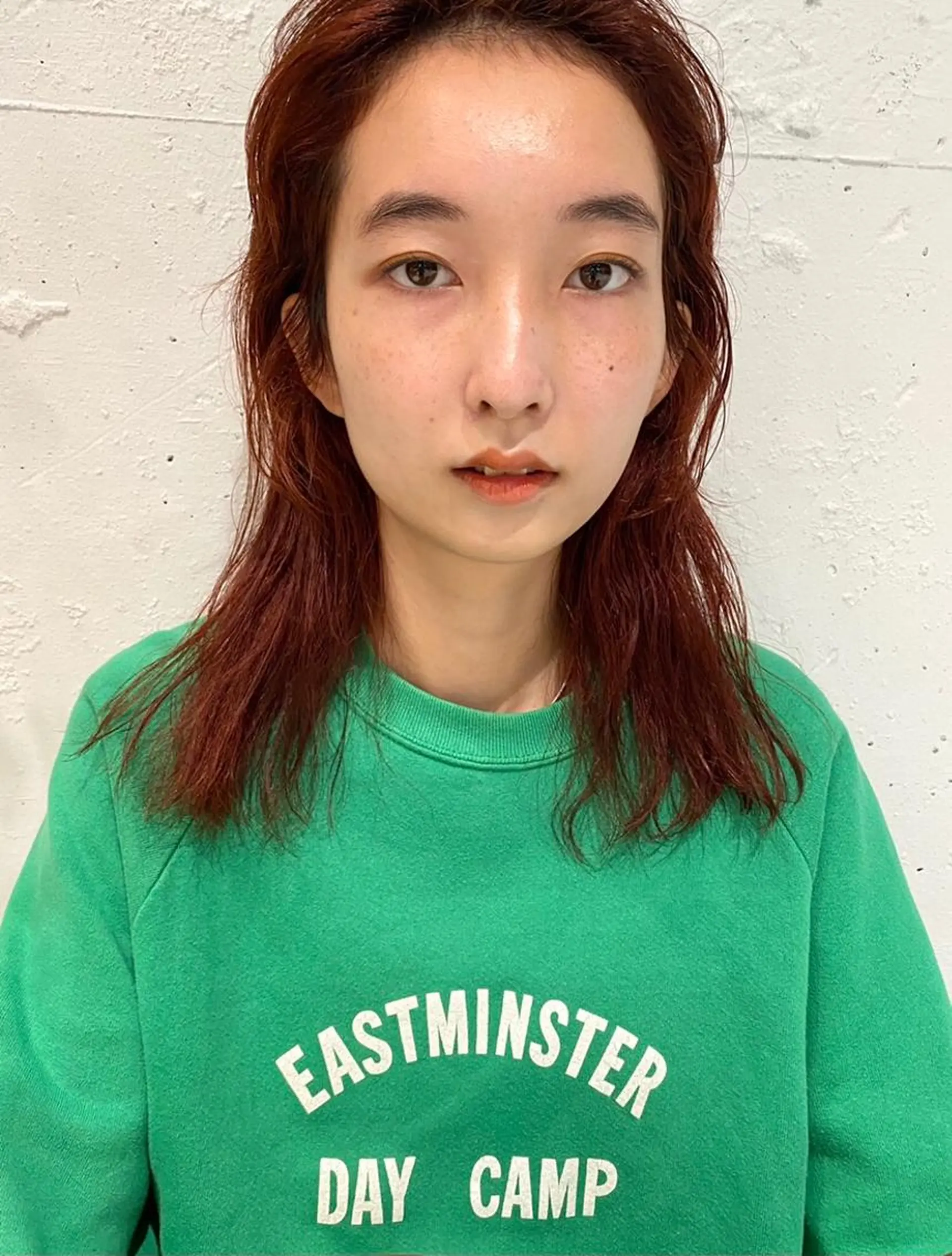 ミディアム カラー DUMBO 千歳船橋のヘアスタイル