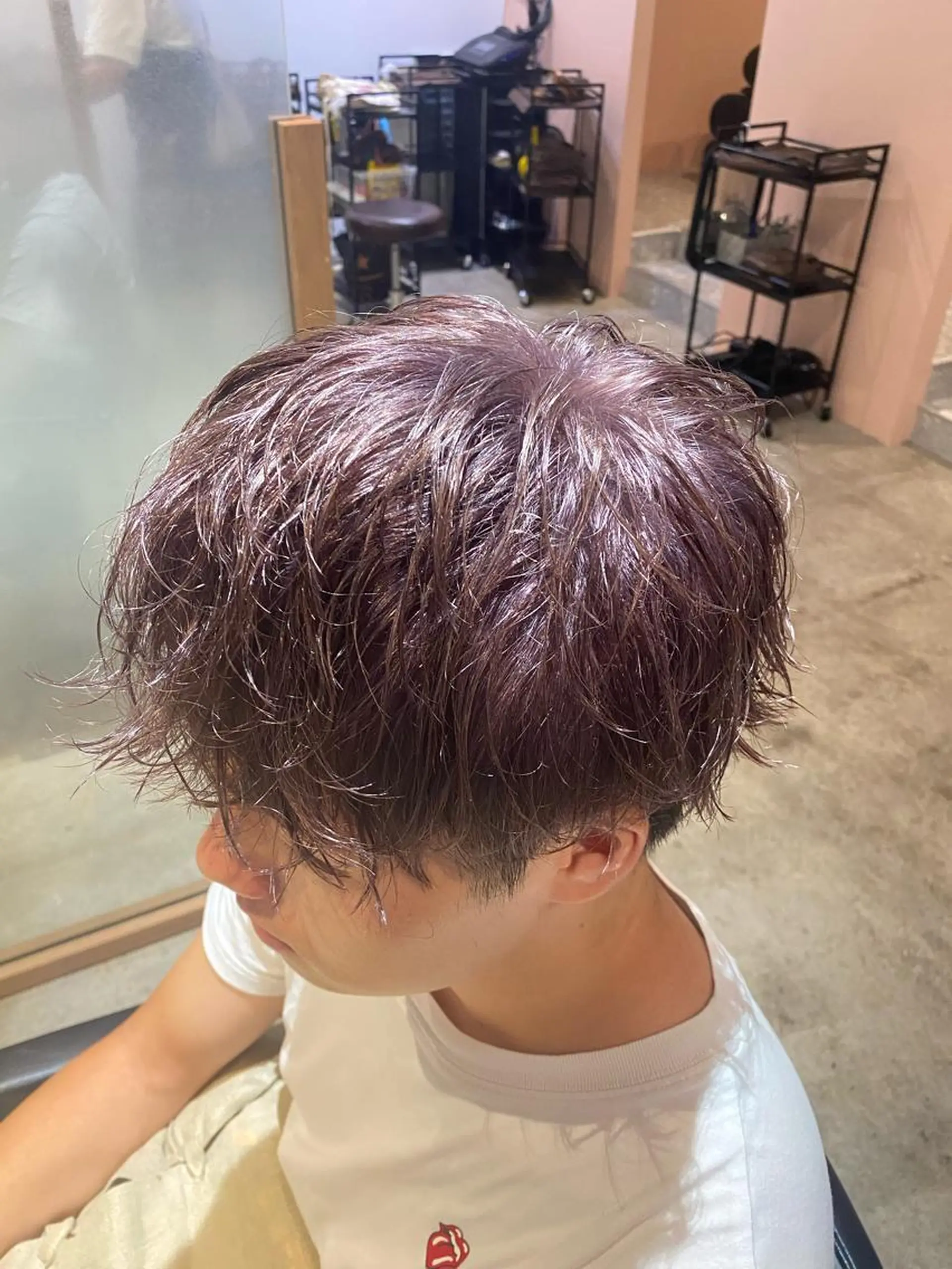 ショート カラー ブリーチ ラベンダーカラー シルバー LATTE  渋谷所属・♡レイヤーカット れお♡のヘアスタイル