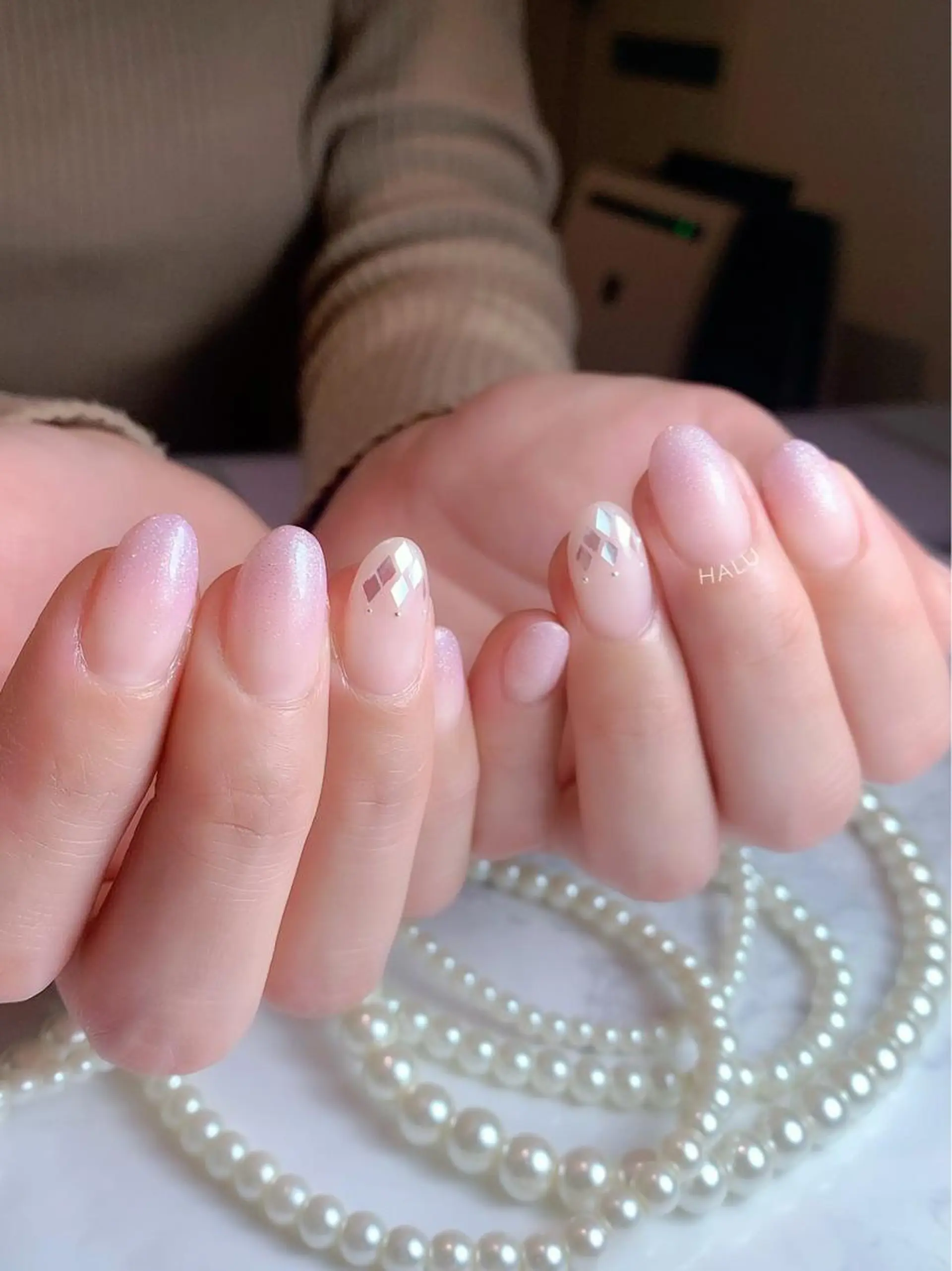 ネイル グラデーション ラメ(グリッター) ラメグラデーション ピンク HALU ハルのネイルデザイン