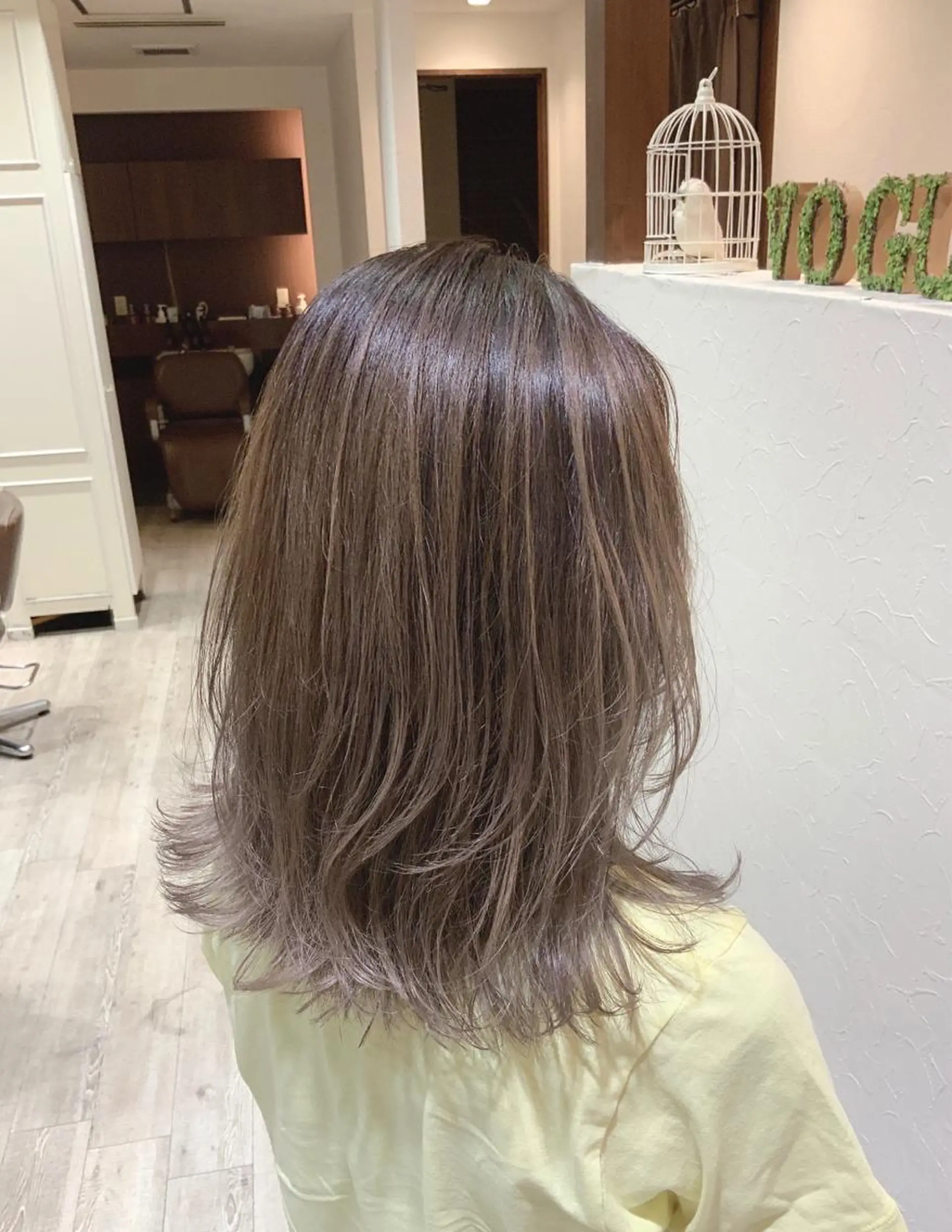 セミロング 🌿ストレート🌿 髪質改善☘️シュウヤのヘアスタイル