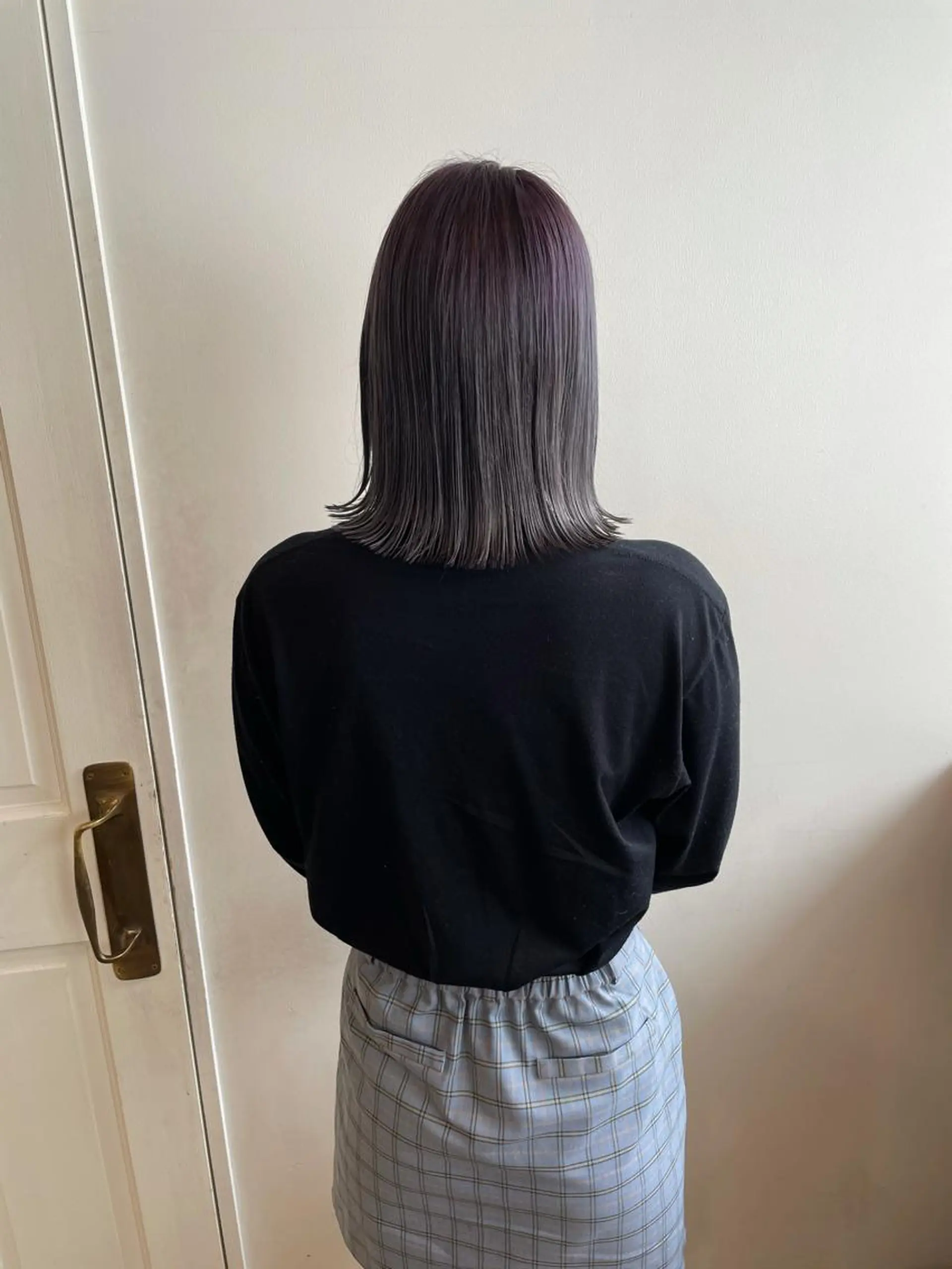 ミディアム カラー カット ヘアカラー トリートメント MIOベージュカラー 柔らかいカラーのヘアスタイル