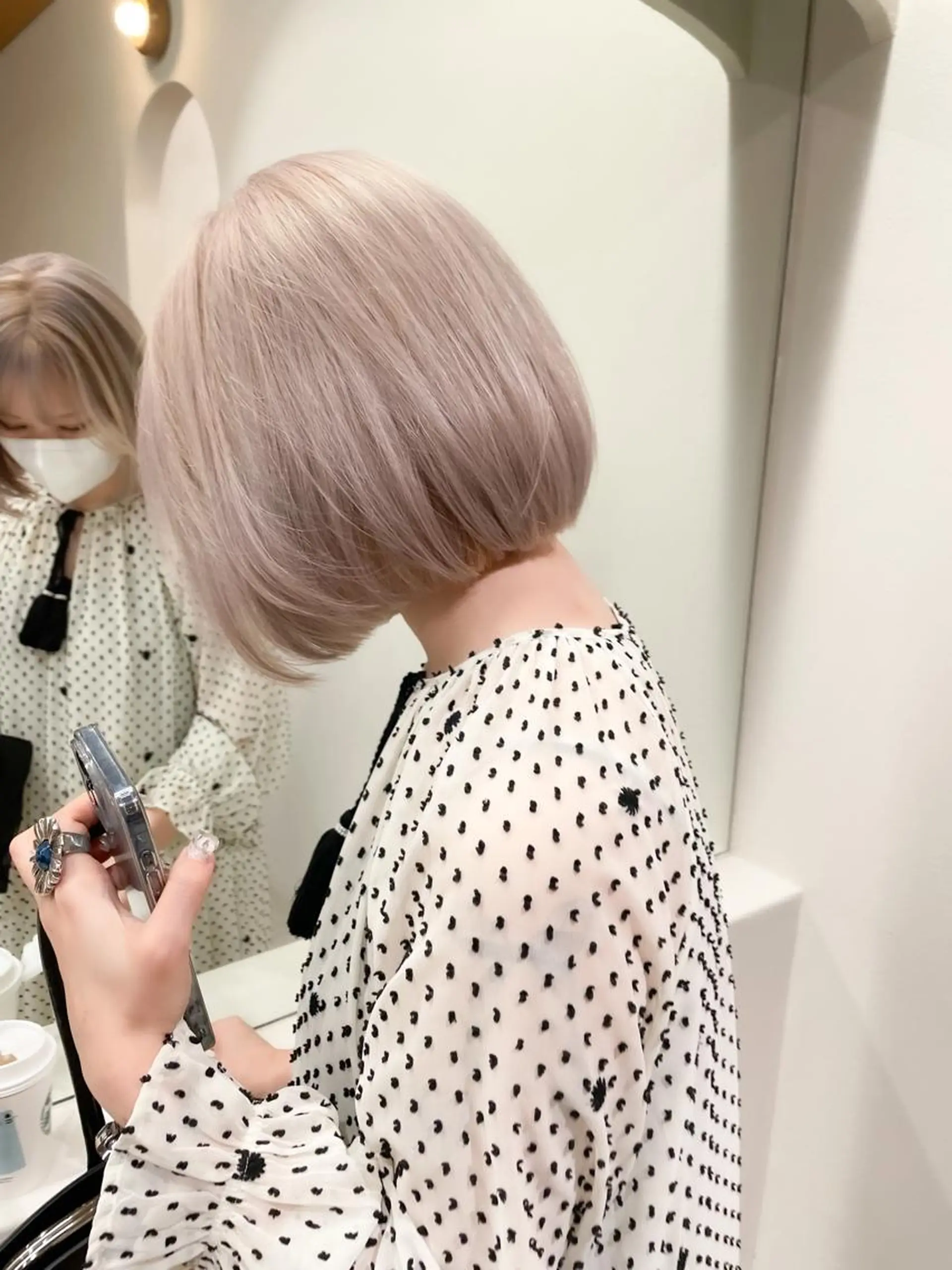 ショート カラー ヘアアレンジ ミニボブ/ブリーチ 🌈MISATOのヘアスタイル