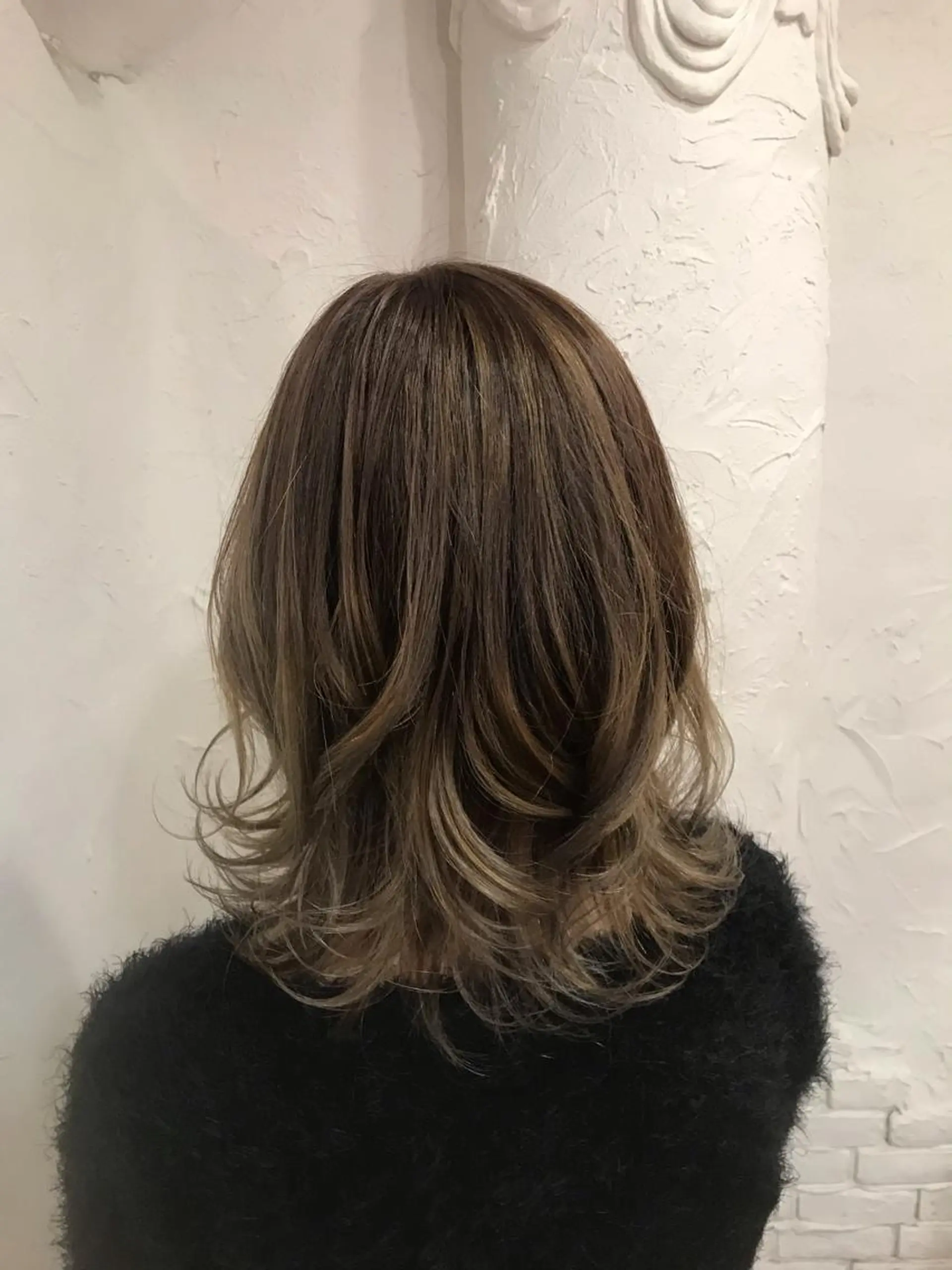 ミディアム カラー グラデーションカラー ハイライトカラー ハイライト 伊藤 優希のヘアスタイル