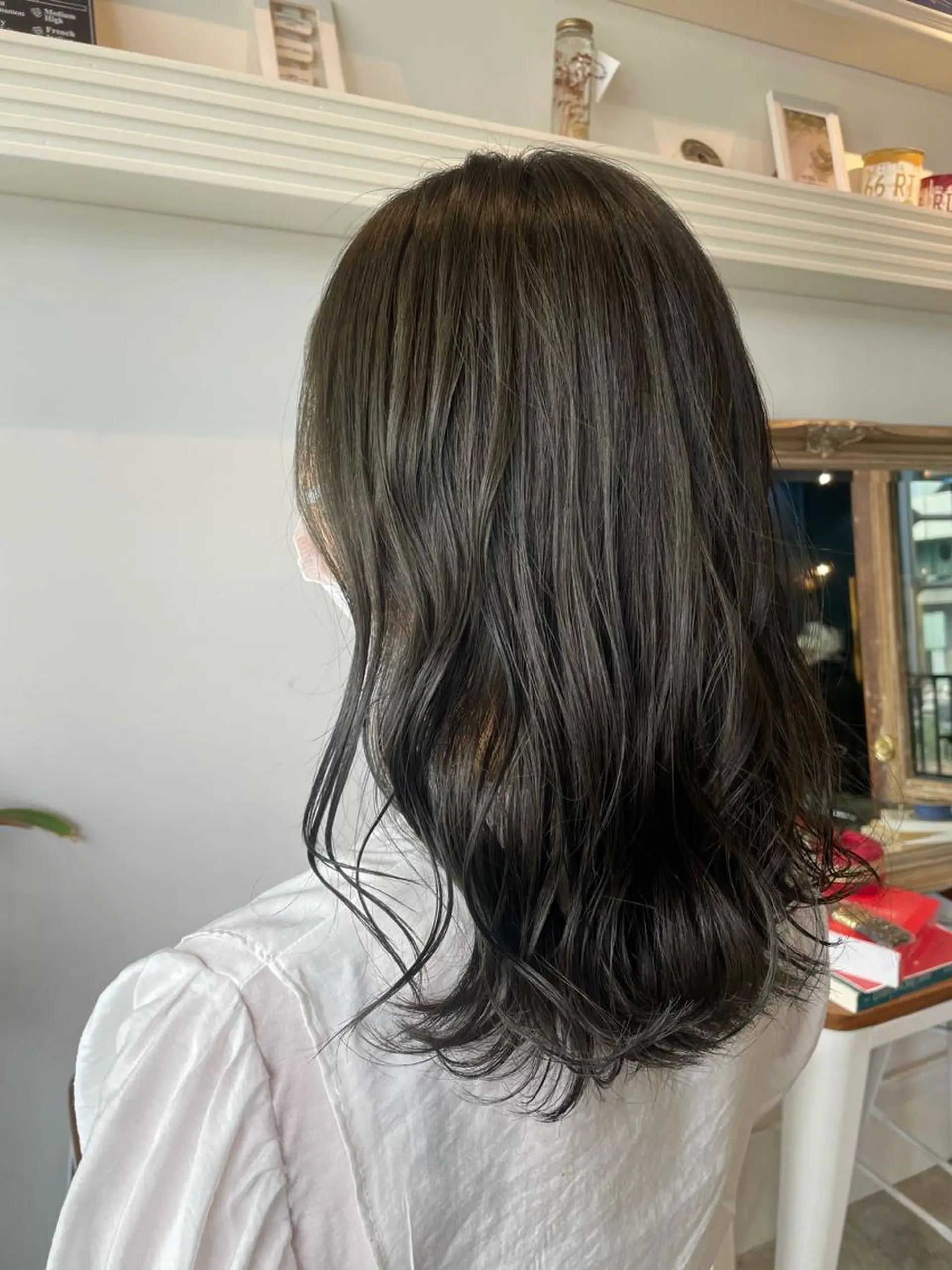 ミディアム カラー グレージュ 💐パーソナルカラー /市橋加菜💐のヘアスタイル