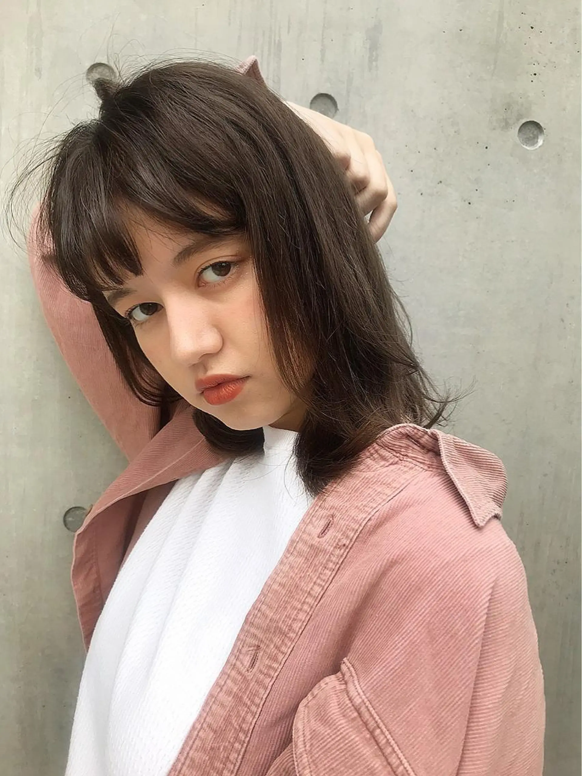 ミディアム カラー アッシュ カット ヘアカラー トリートメント コジマ ダイスケのヘアスタイル