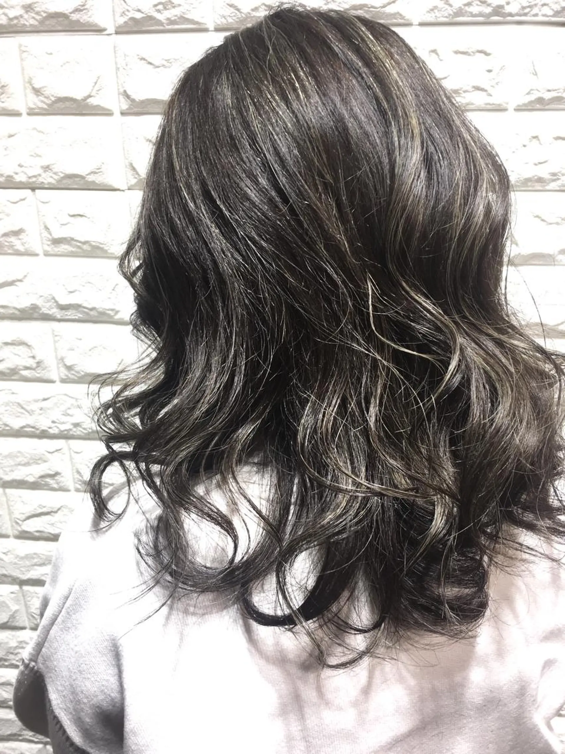 セミロング カラー グレージュ ハイライトカラー ハイライト カット ヘアカラー ✨U-topia渡邉 大樹【公認資格有】✨のヘアスタイル