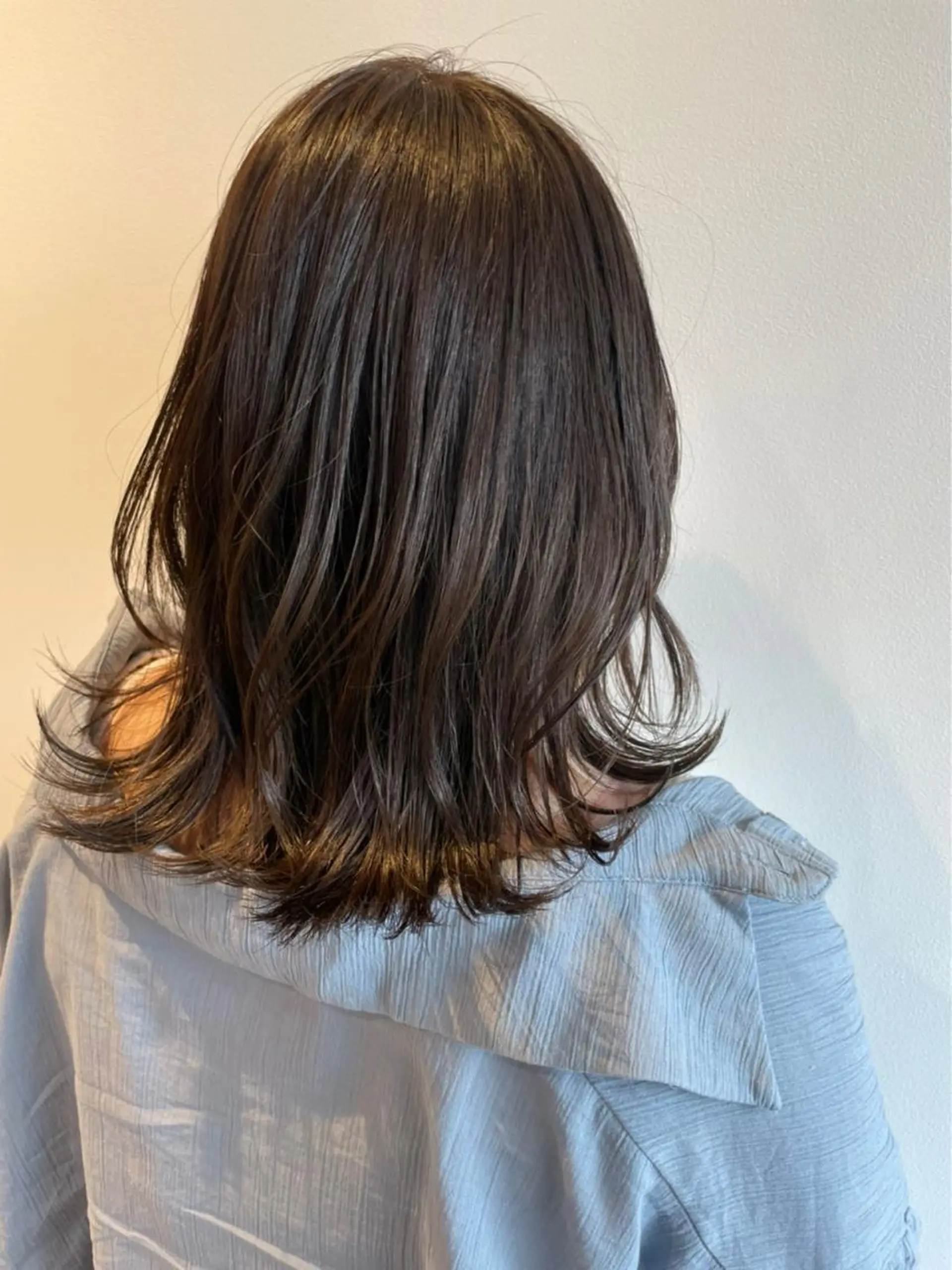 ミディアム カラー ヘアカラー トリートメント 大姶良 友輝の眉毛・アイブロウイメージ