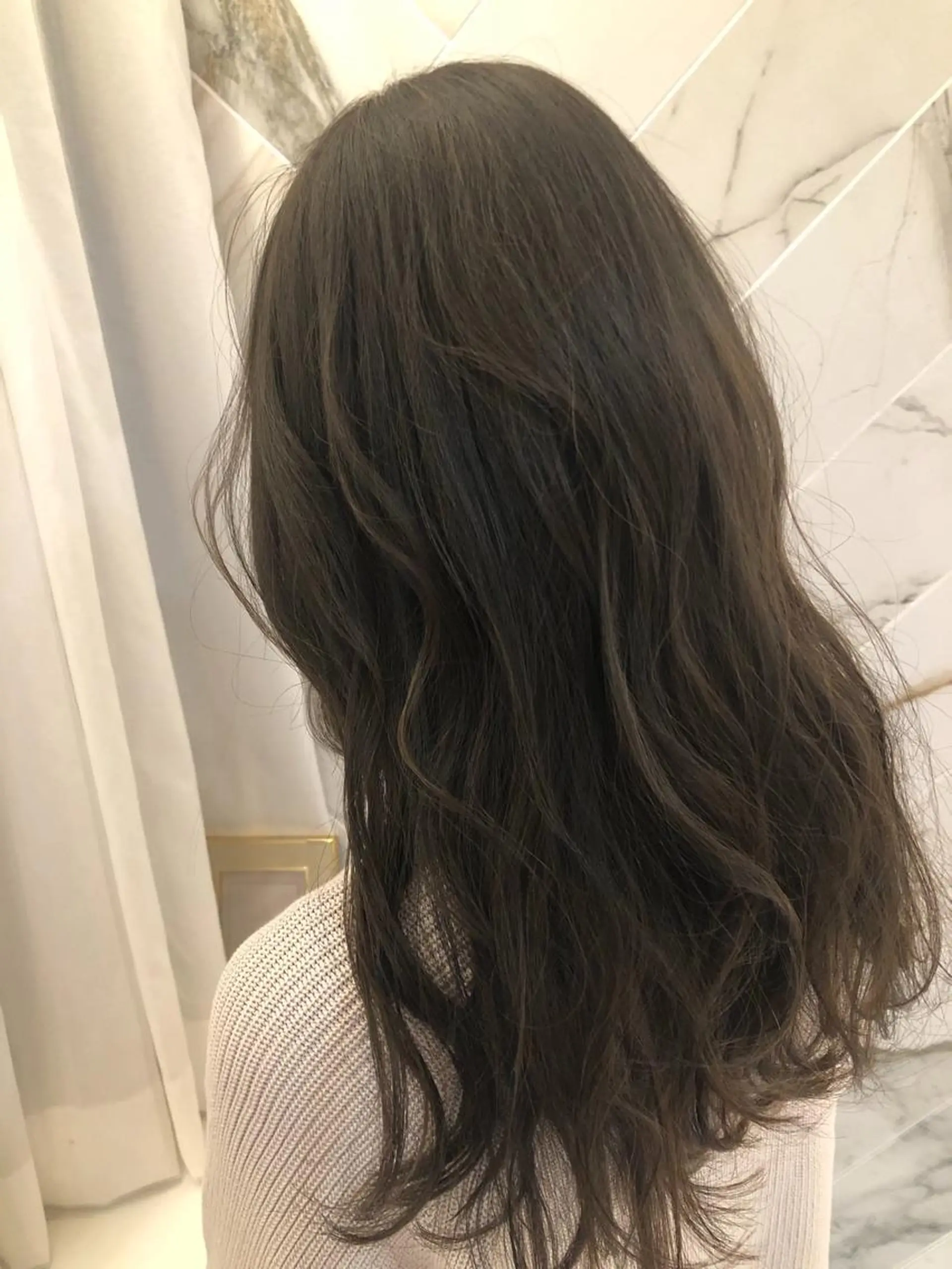 セミロング カラー パーマ 🌈艶髪/髪質改善 新宿itouのヘアスタイル