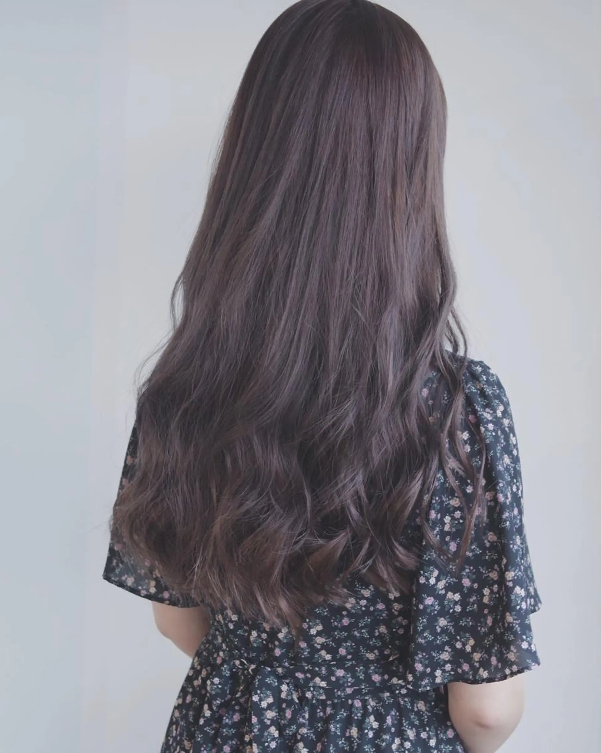 セミロング ロング カラー クセ毛お悩みの方 四宮桂佑のヘアスタイル