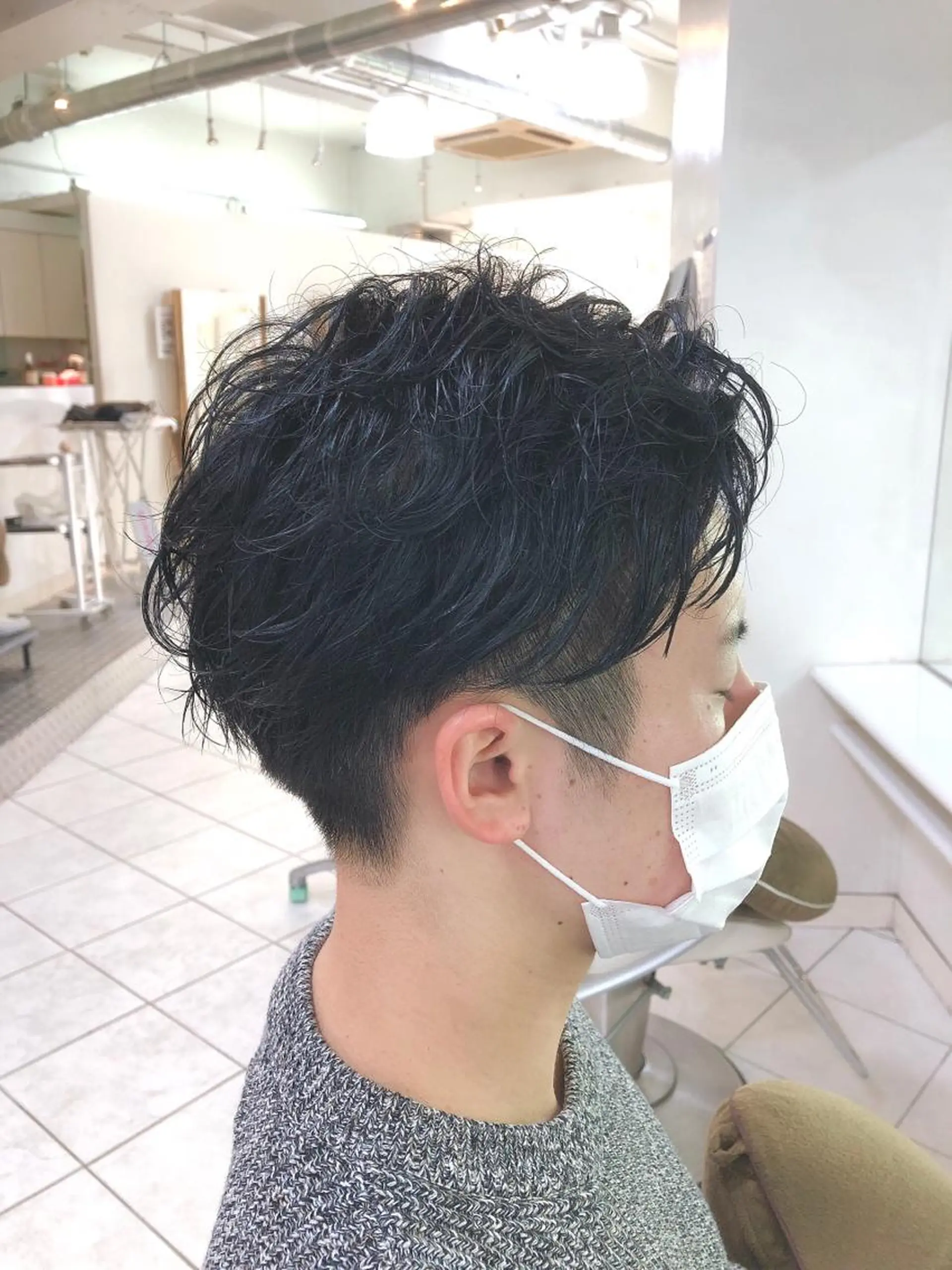 ショート パーマ メンズ 保住 亮太のヘアスタイル