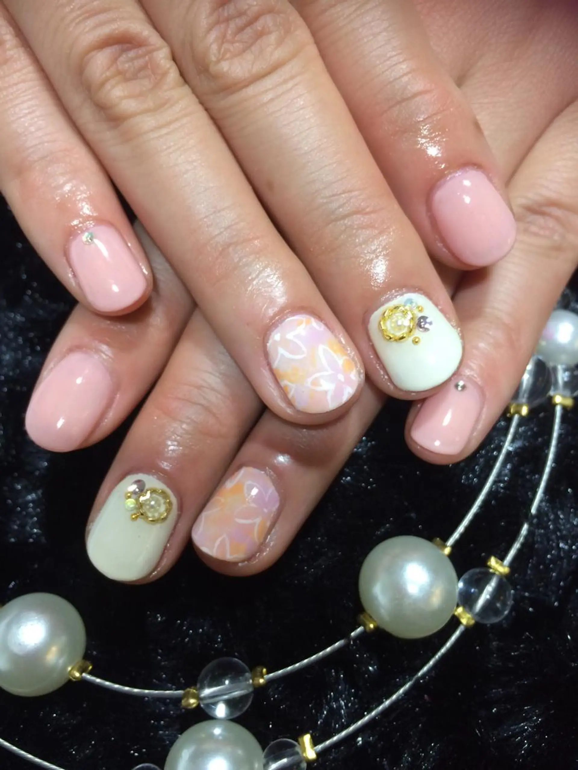 ネイル Sympa 𝓜iwako🐰ᩚのネイルデザイン