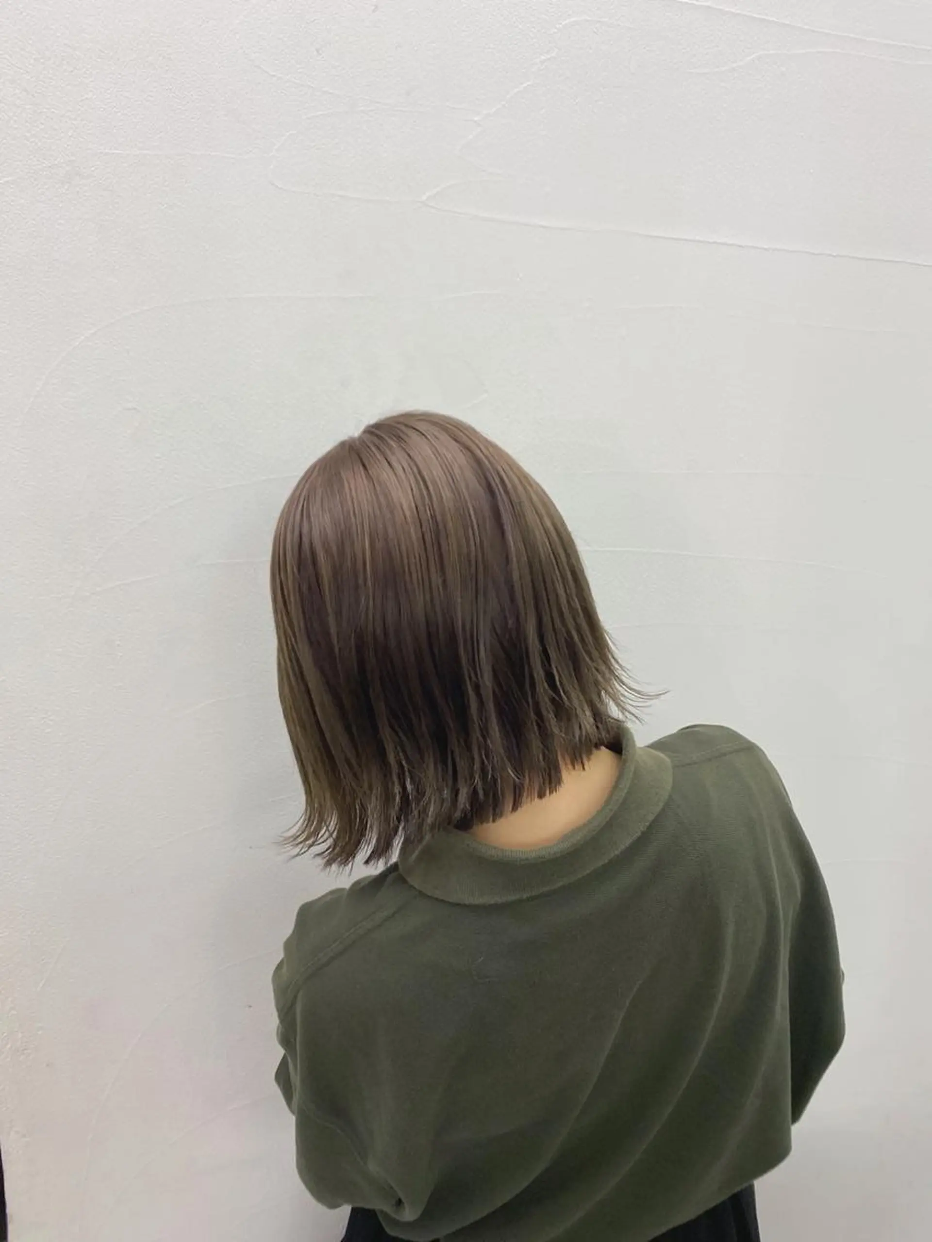 ショート カラー Of　HAIR所属・外山 なつ美のヘアスタイル