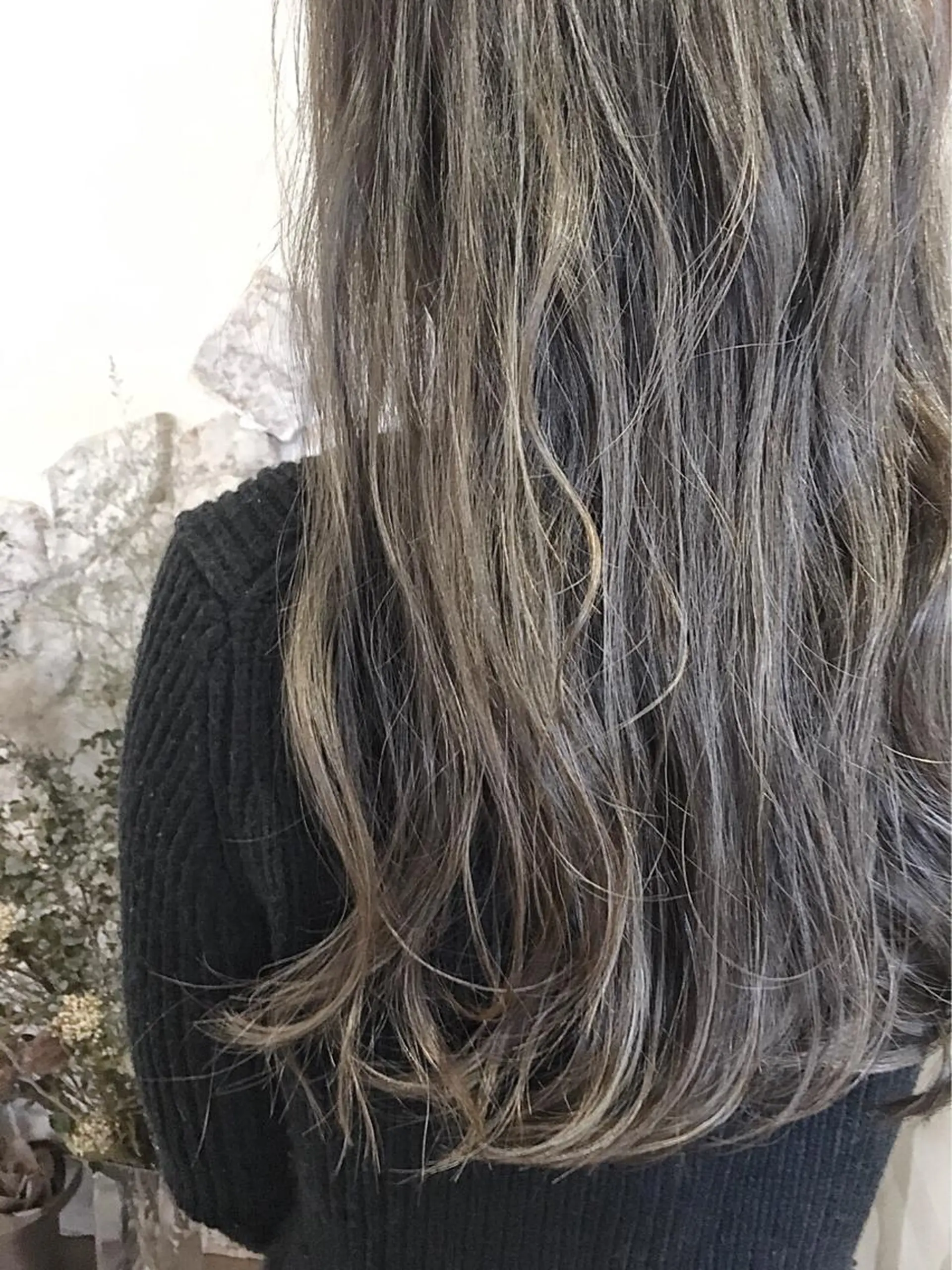 ロング カラー ハイライトカラー ハイライト EMANON天神所属・Hitomi Ezakiのヘアスタイル