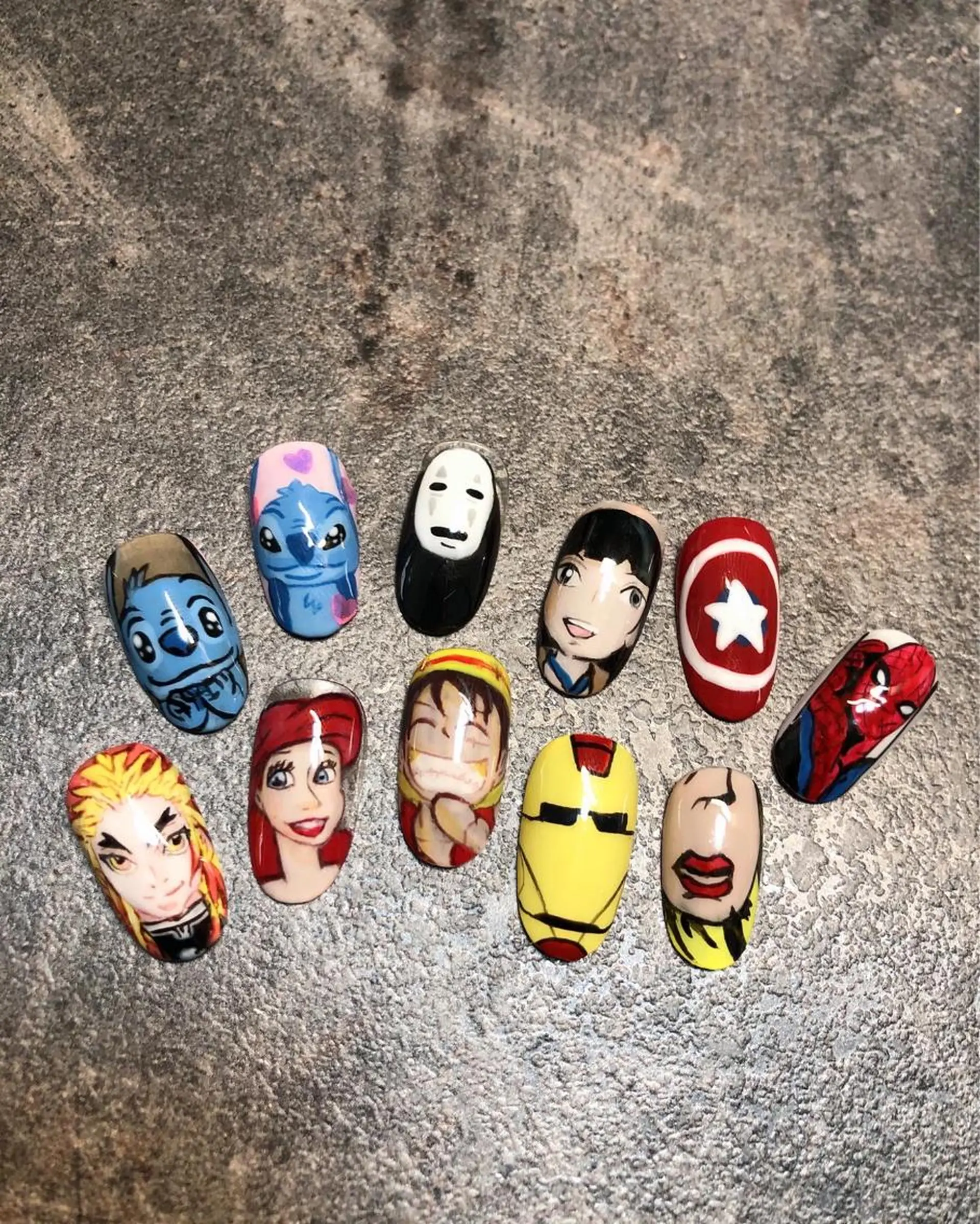 ネイル 宮本 百合子のネイルデザイン