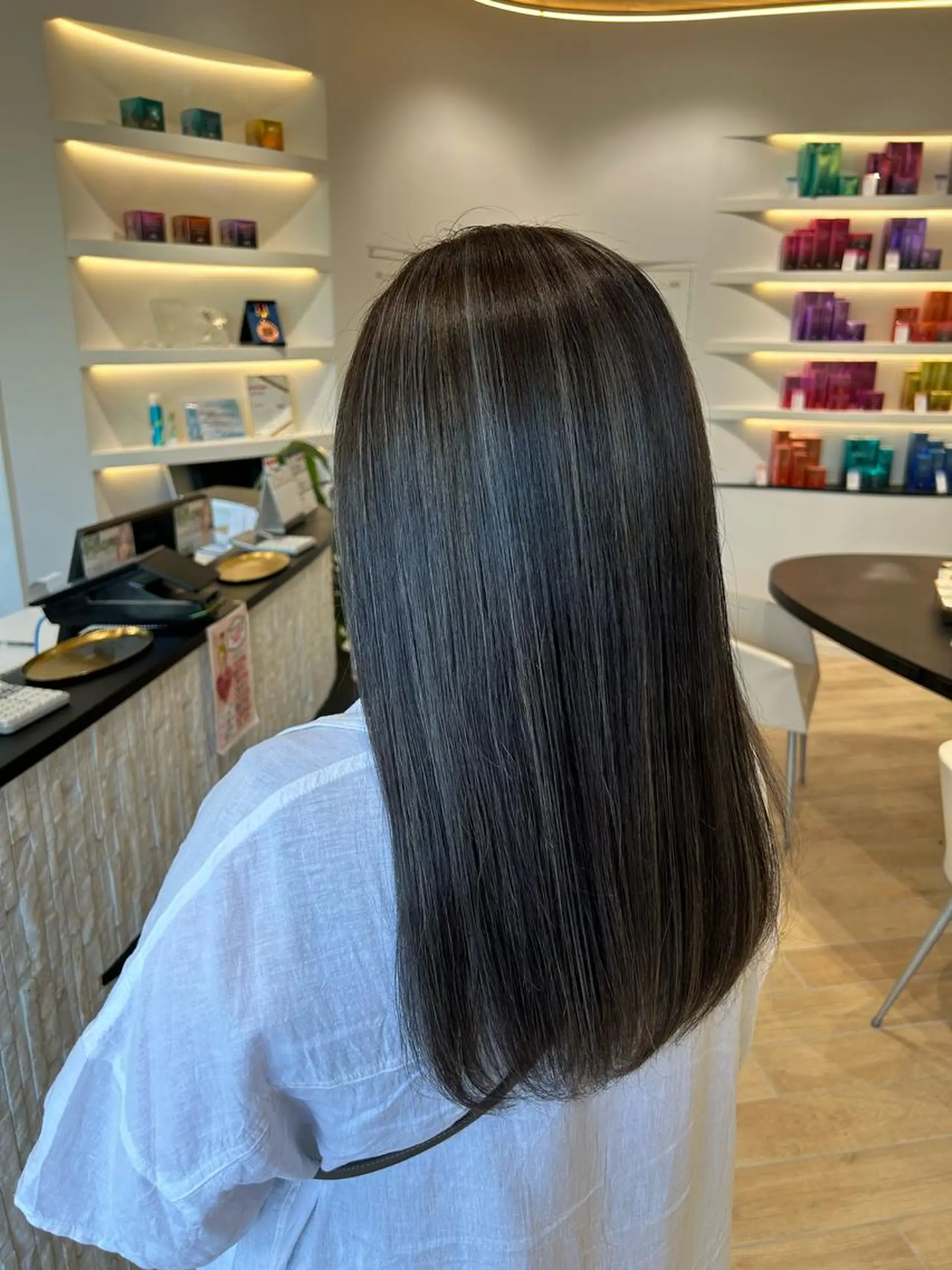 ロング カラー ヘアカラー トリートメント ナチュラル艶カラー 🤎maoのヘアスタイル