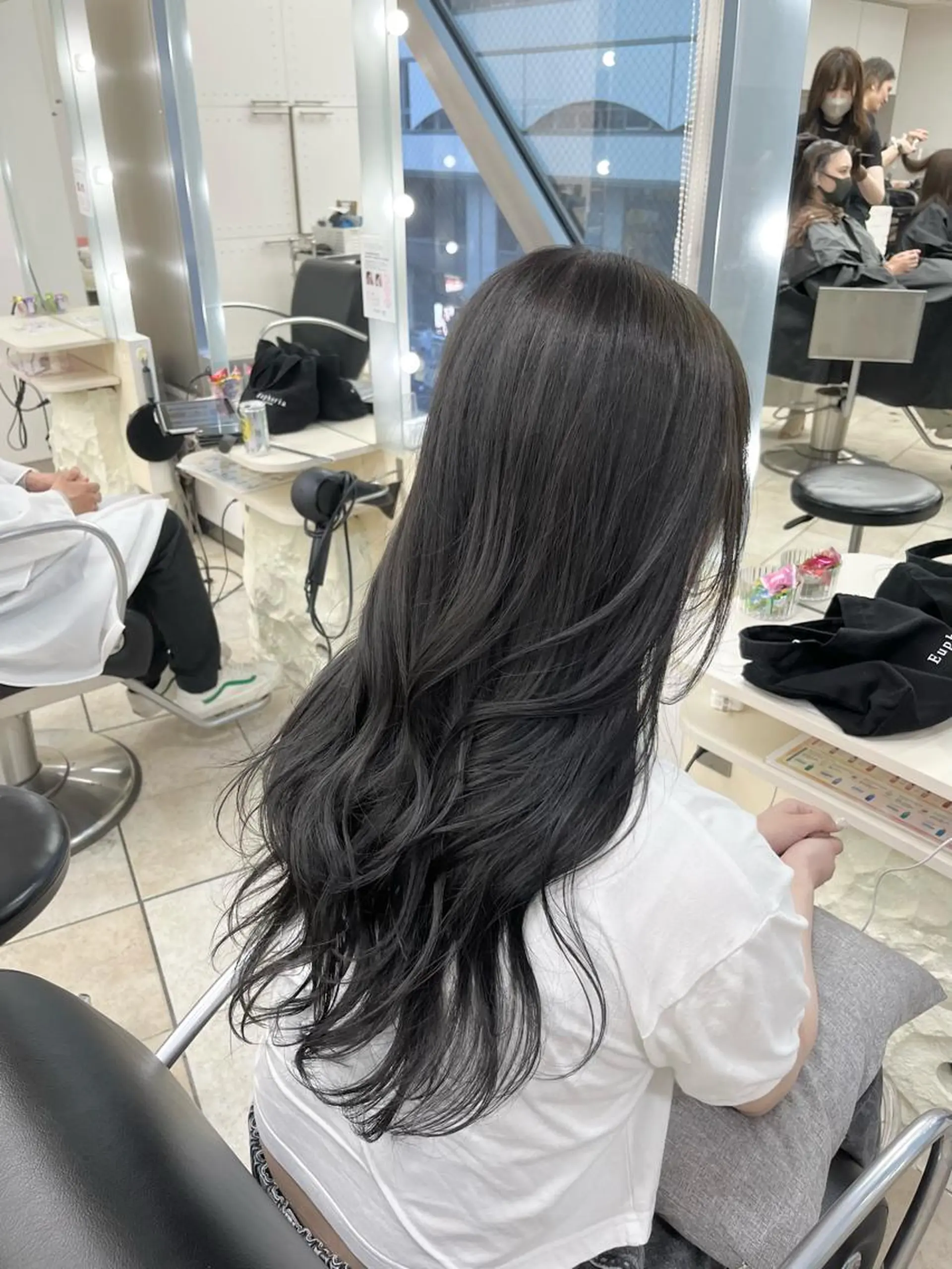 ロング カラー 透明感カラー グレージュ 韓国レイヤー×モテ髪 /MITSUKI🤍のヘアスタイル