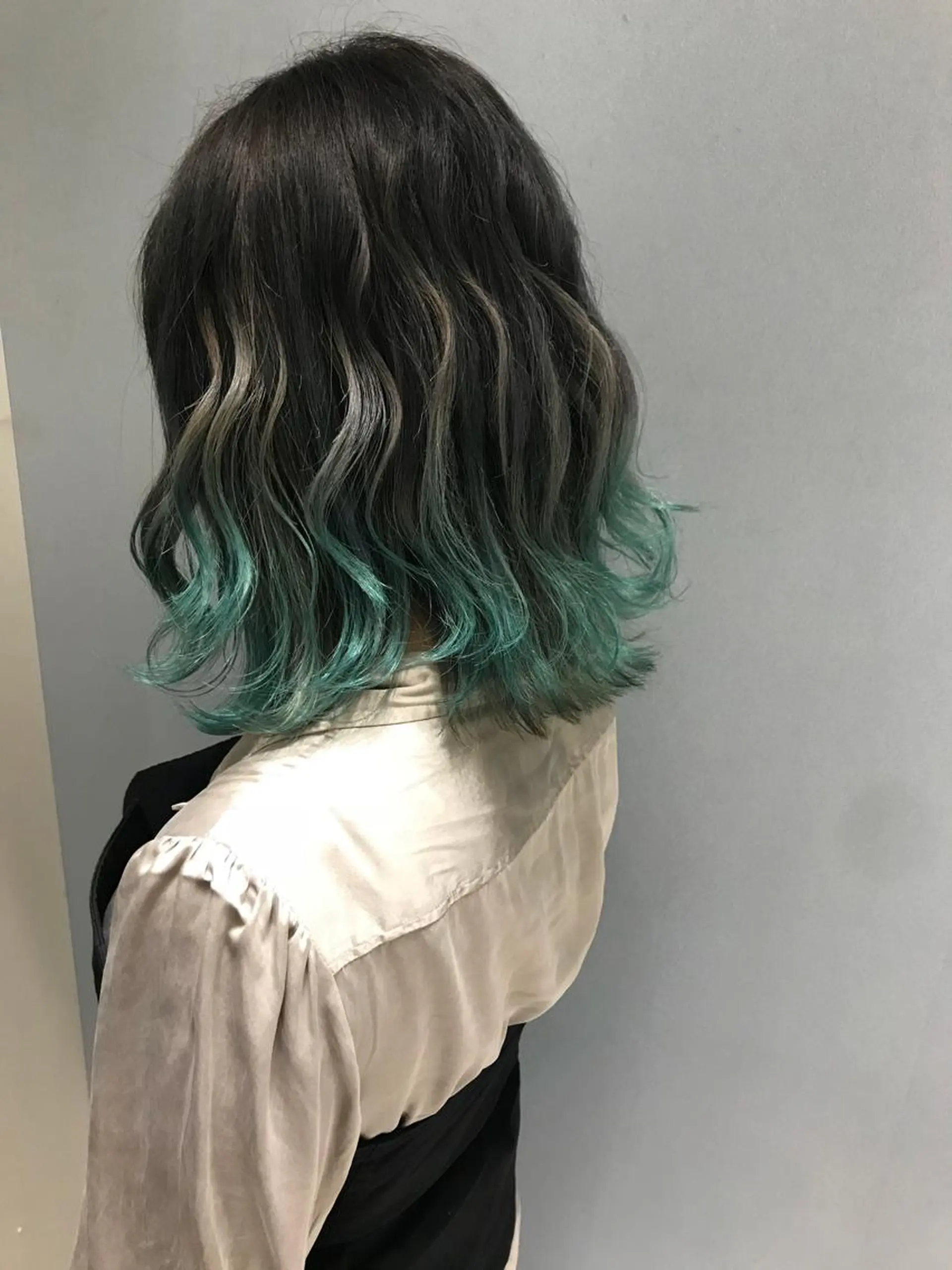 ミディアム カラー グラデーションカラー グレージュ 【店長】石川 【メンズ特化】のヘアスタイル