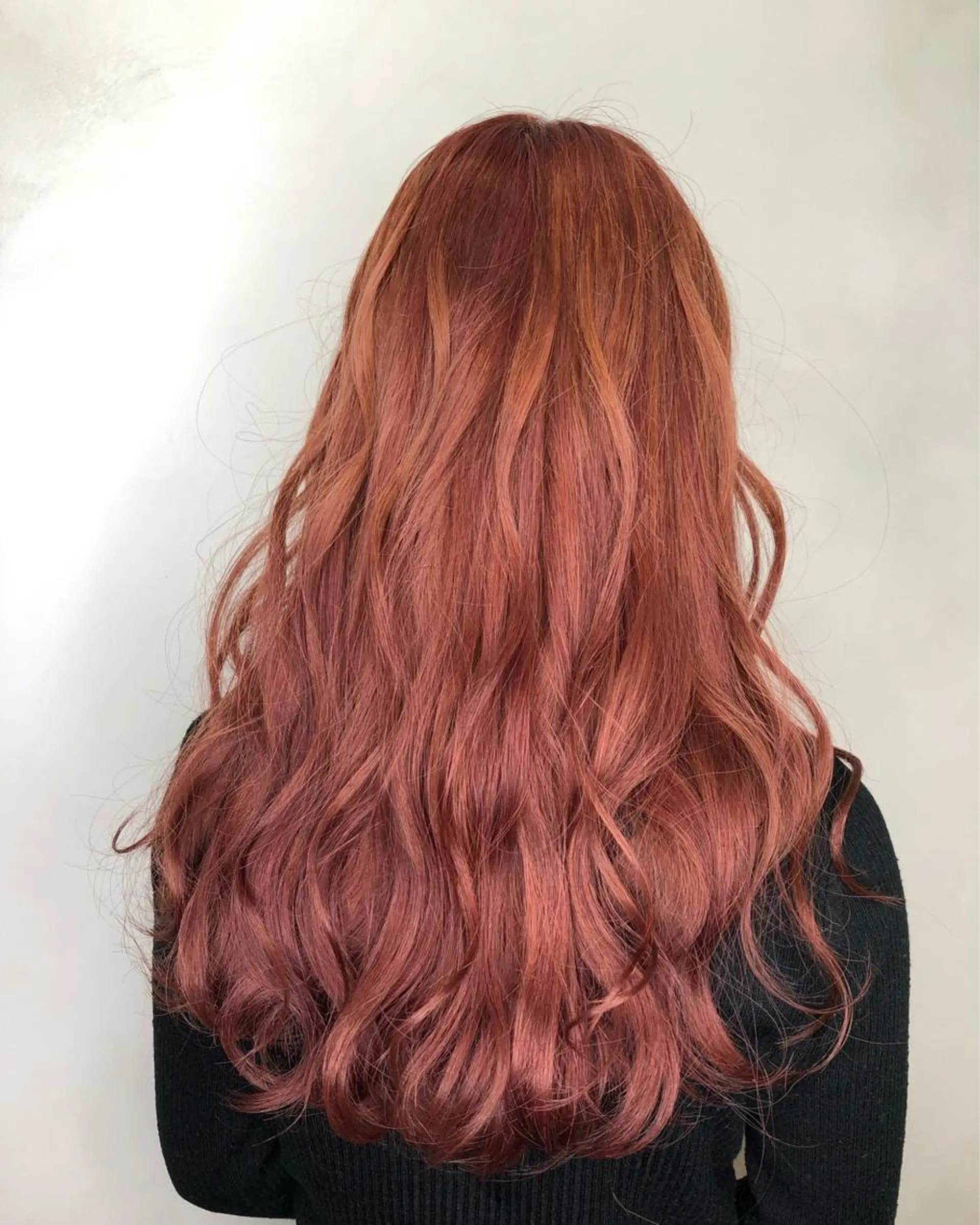 ロング カラー ブリーチ ケアブリーチ ピンクカラー ヘアカラー トリートメント ヘッドスパ 美髪矯正 🌈髪質改善 山下のヘアスタイル