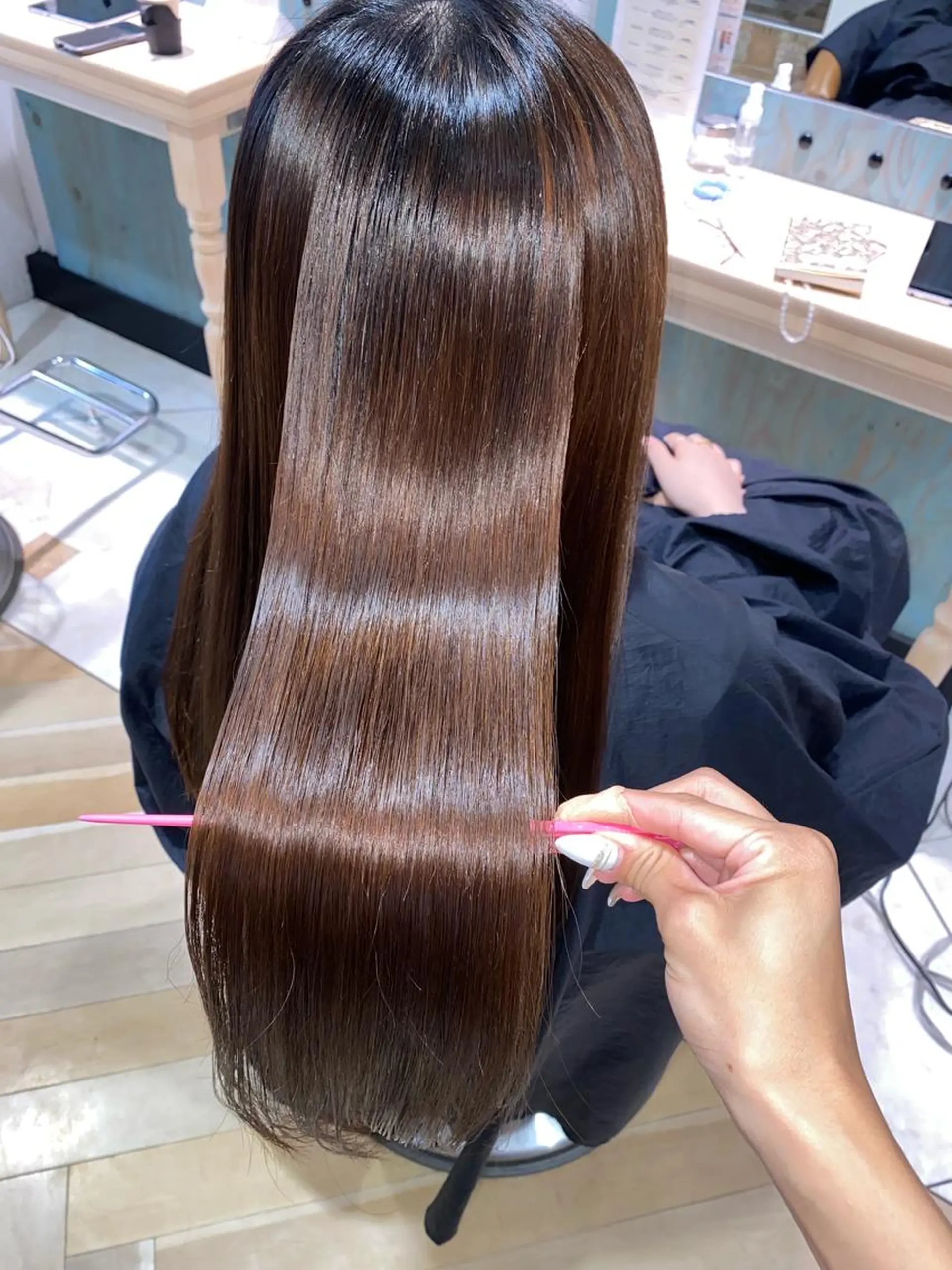 ロング カット 縮毛矯正 トリートメント 髪質改善　縮毛の達人 矢井由真のヘアスタイル