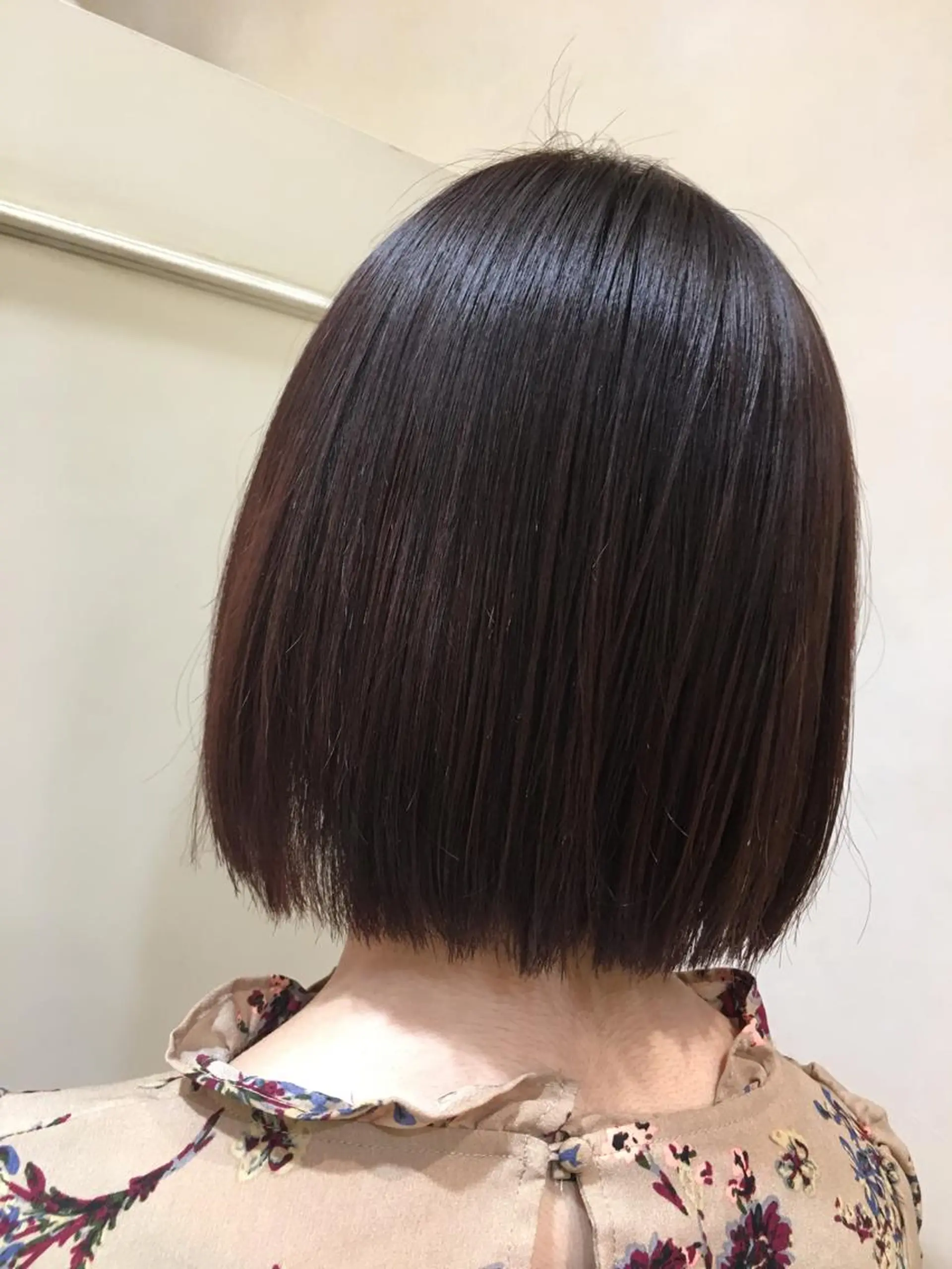 ミディアム カラー ピンクカラー ピンクパープル パープルカラー カット ヘアカラー トリートメント 吉原 雪乃のヘアスタイル