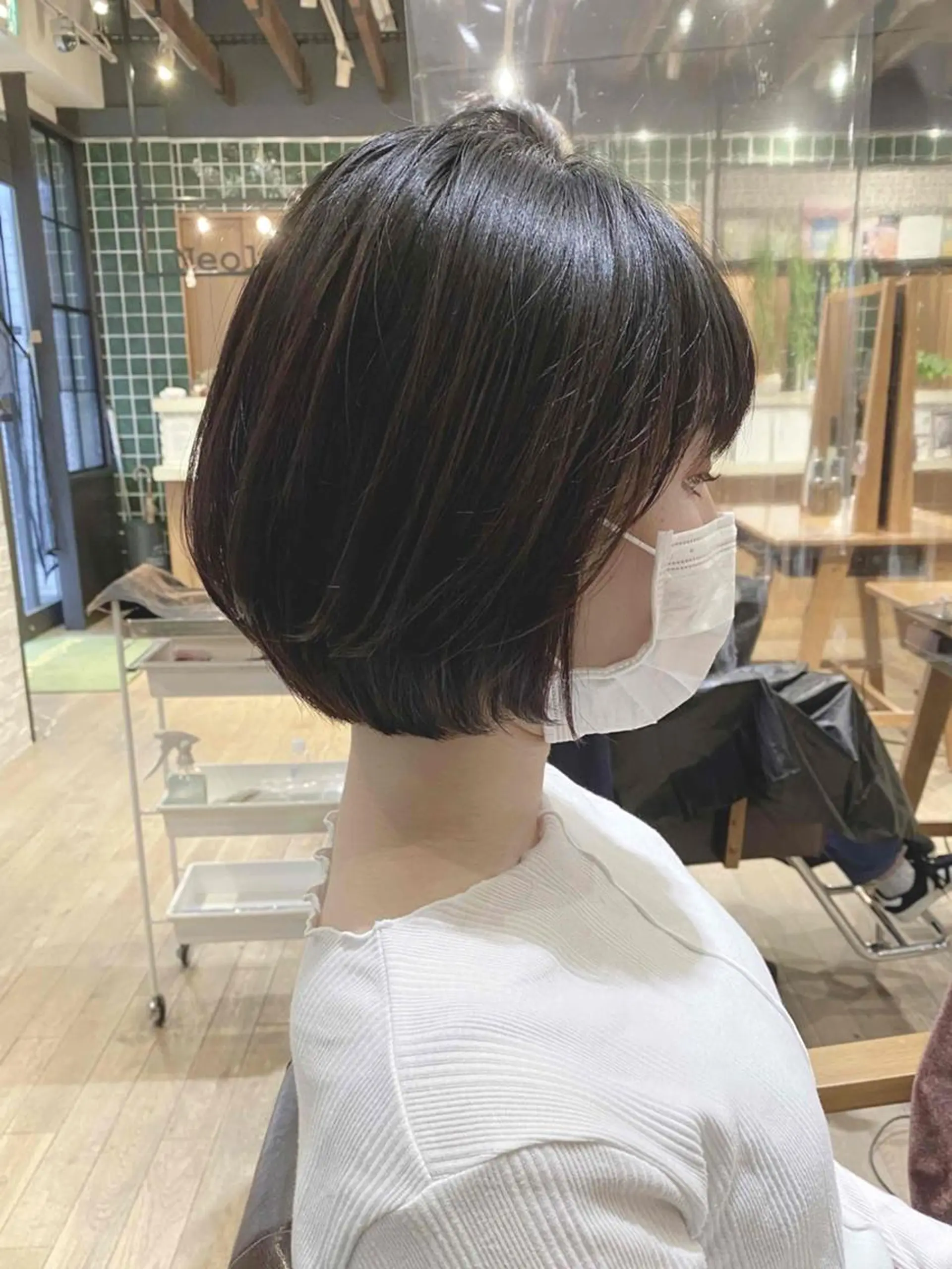 ショート カラー ショートボブ 丸みショート アッシュ ベージュカラー 黒髪 Neolive plus所属・前田 裕介のヘアスタイル