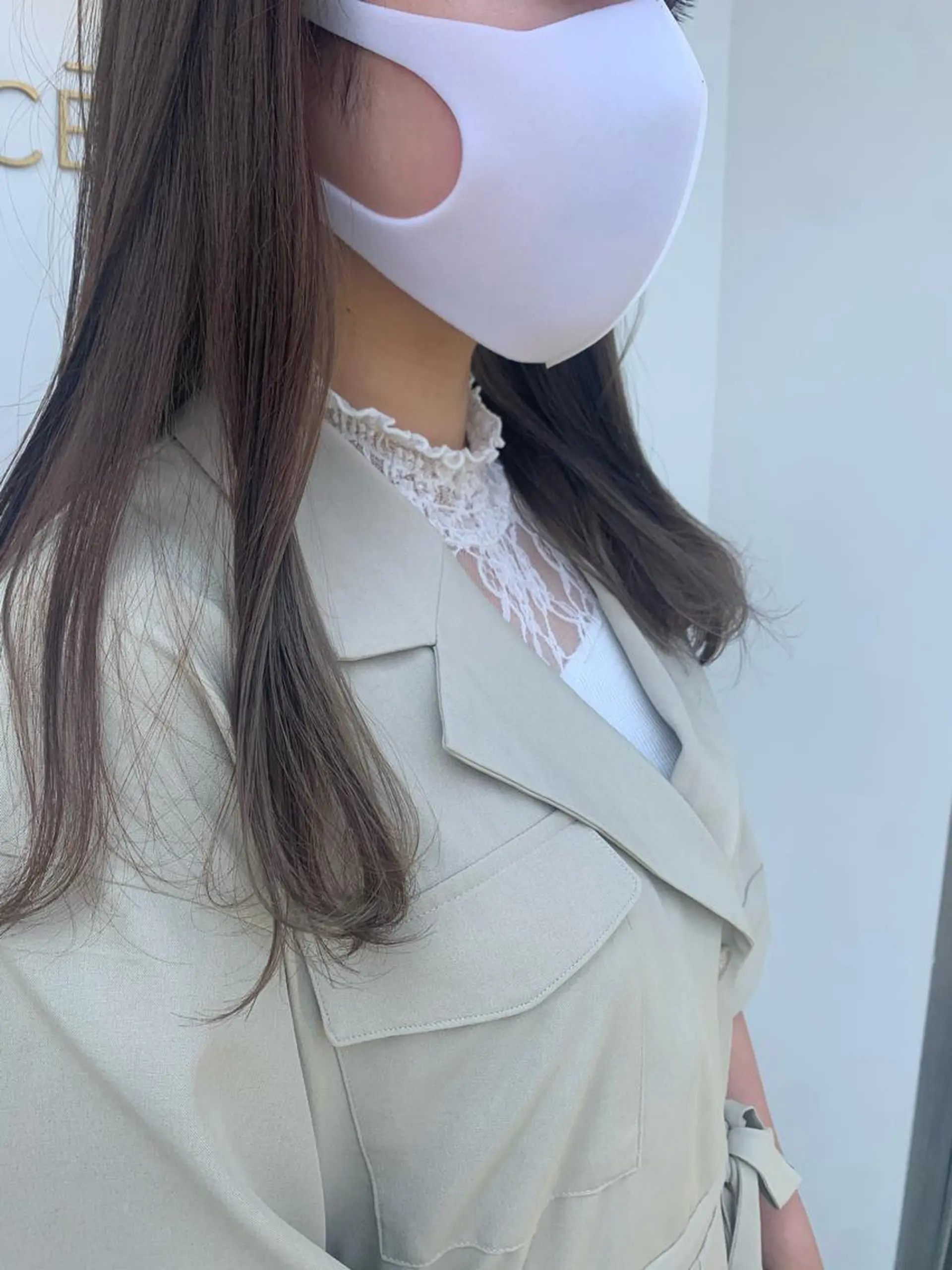 ミディアム カラー ベージュカラー ブリーチ インナーカラー ブリーチなしカラー ホワイトベージュ ヘアカラー 中目黒🌼 🌼ハナのヘアスタイル