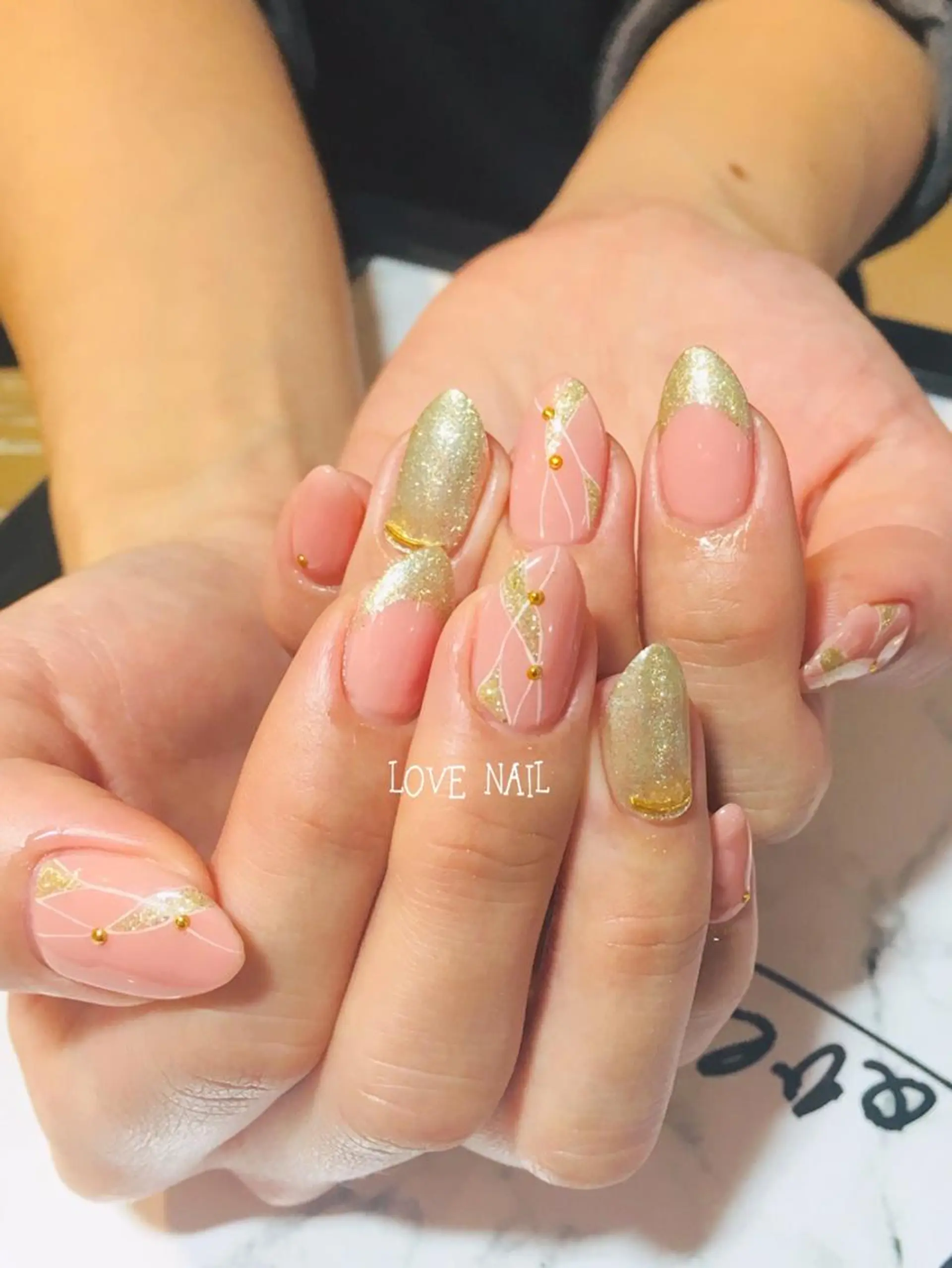 ネイル 持ち込み ハンドネイル LOVE NAIL 💕Sonoのネイルデザイン