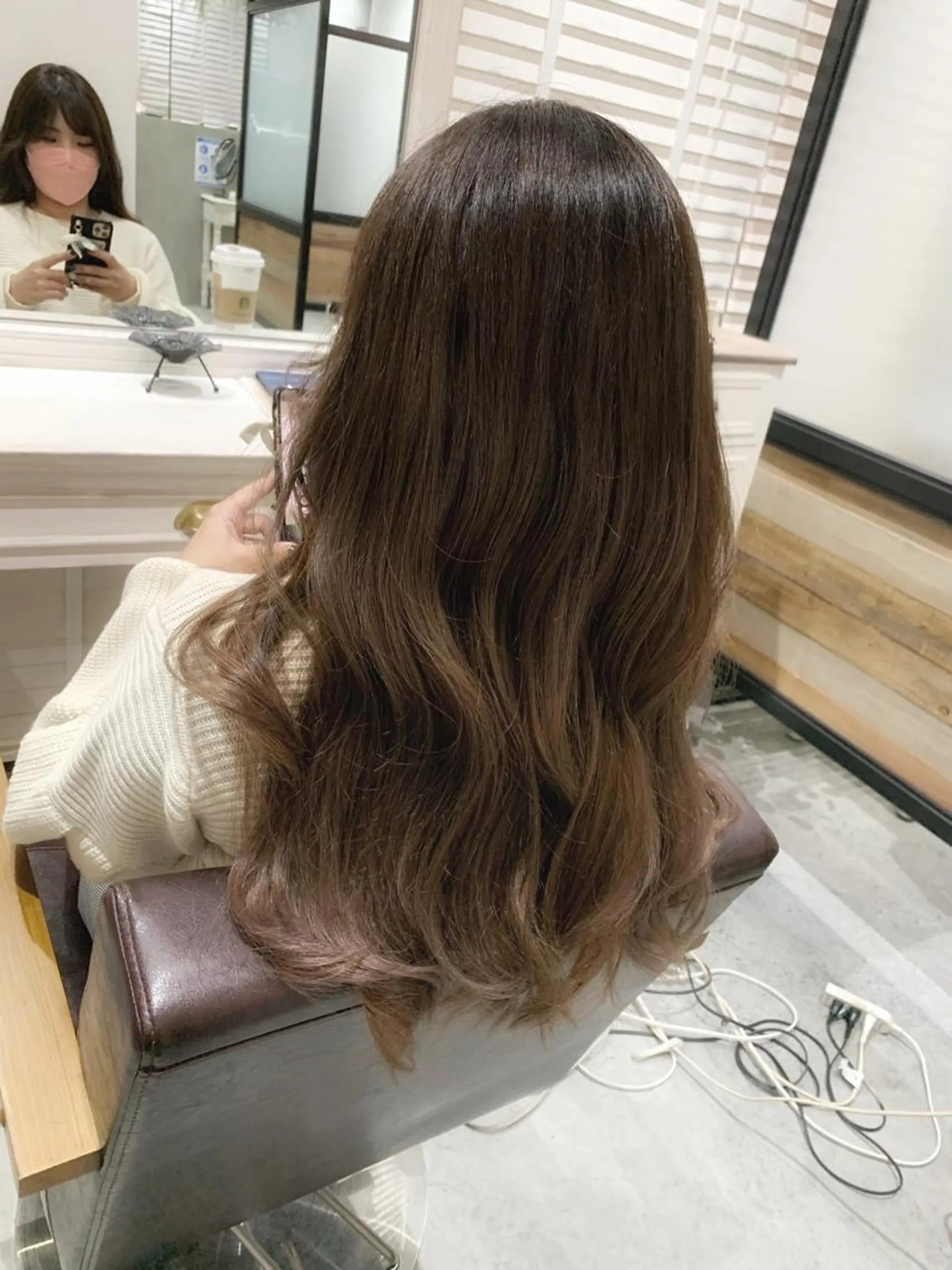 ロング ヘアカラー LITTLE _KATOのヘアスタイル