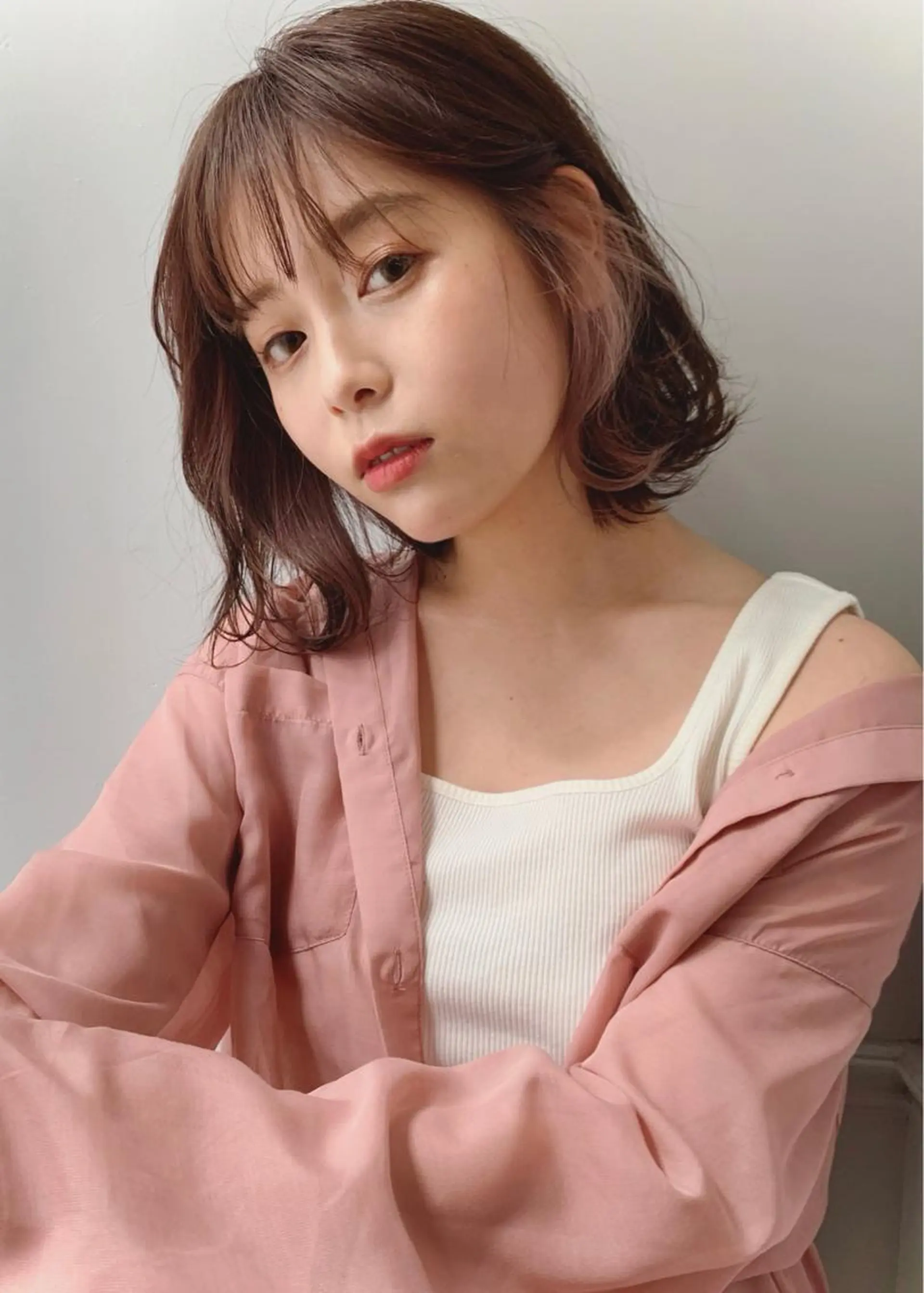 ミディアム カラー 透明感カラー インナーカラー ピンクカラー くびれヘア エギョモリ カット ヘアカラー 横浜/レイヤーカット /韓国ヘア/佐藤記正のヘアスタイル