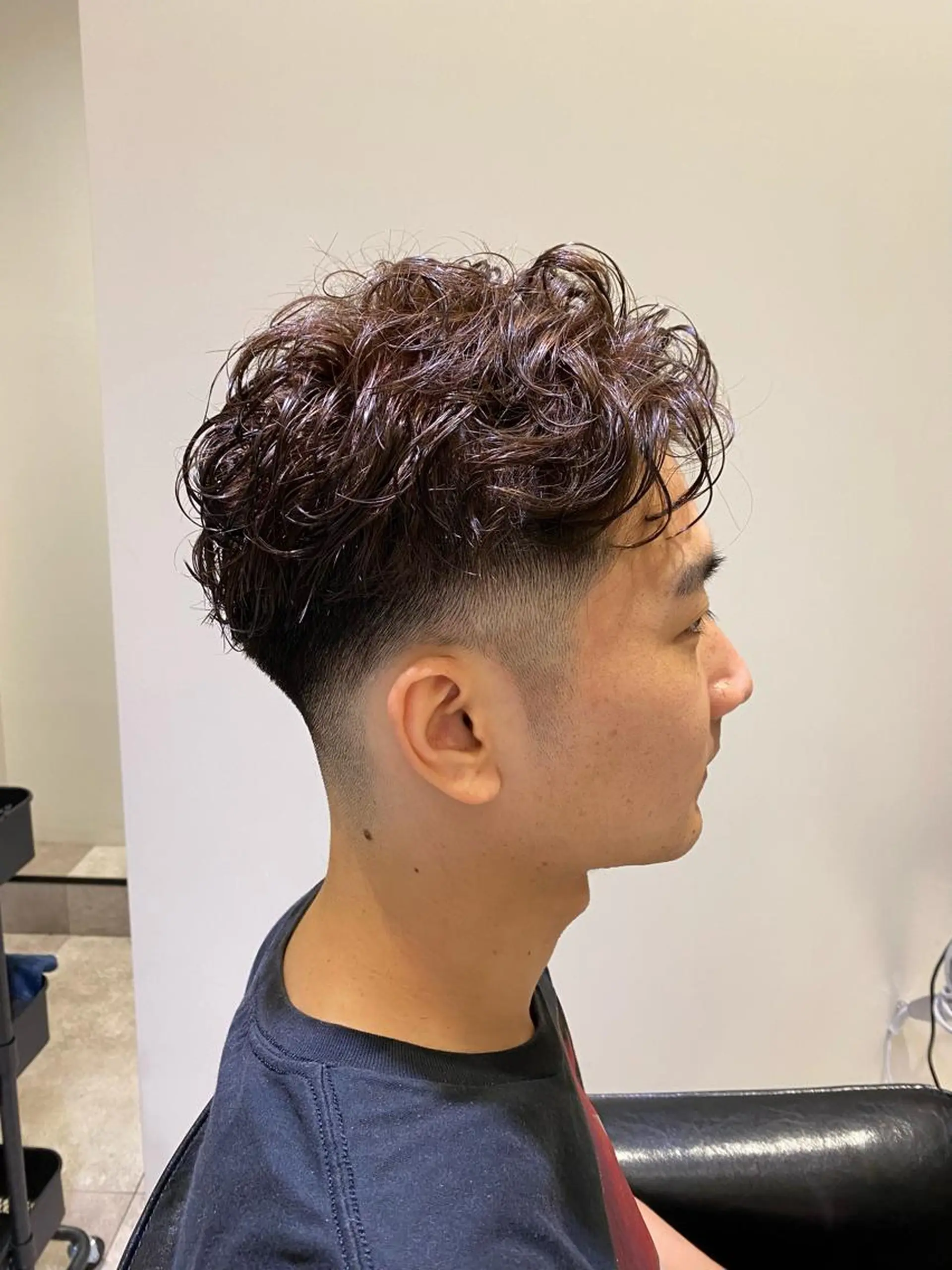 ショート カラー パーマ メンズ フェードカット メンズパーマ 上石神井メンズパーマ 飯田徹のヘアスタイル