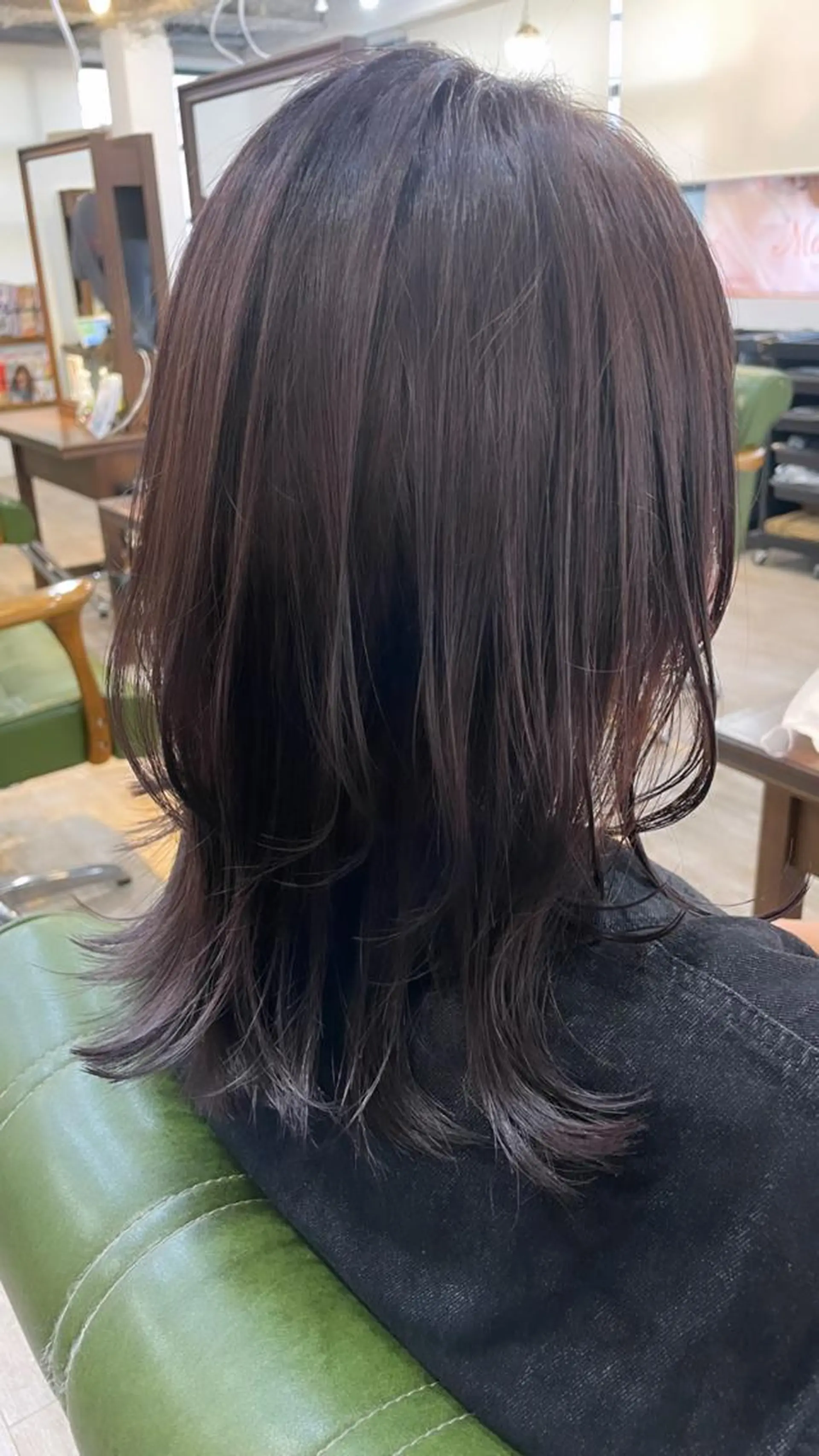 セミロング ウルフカット/ボブ りなのヘアスタイル