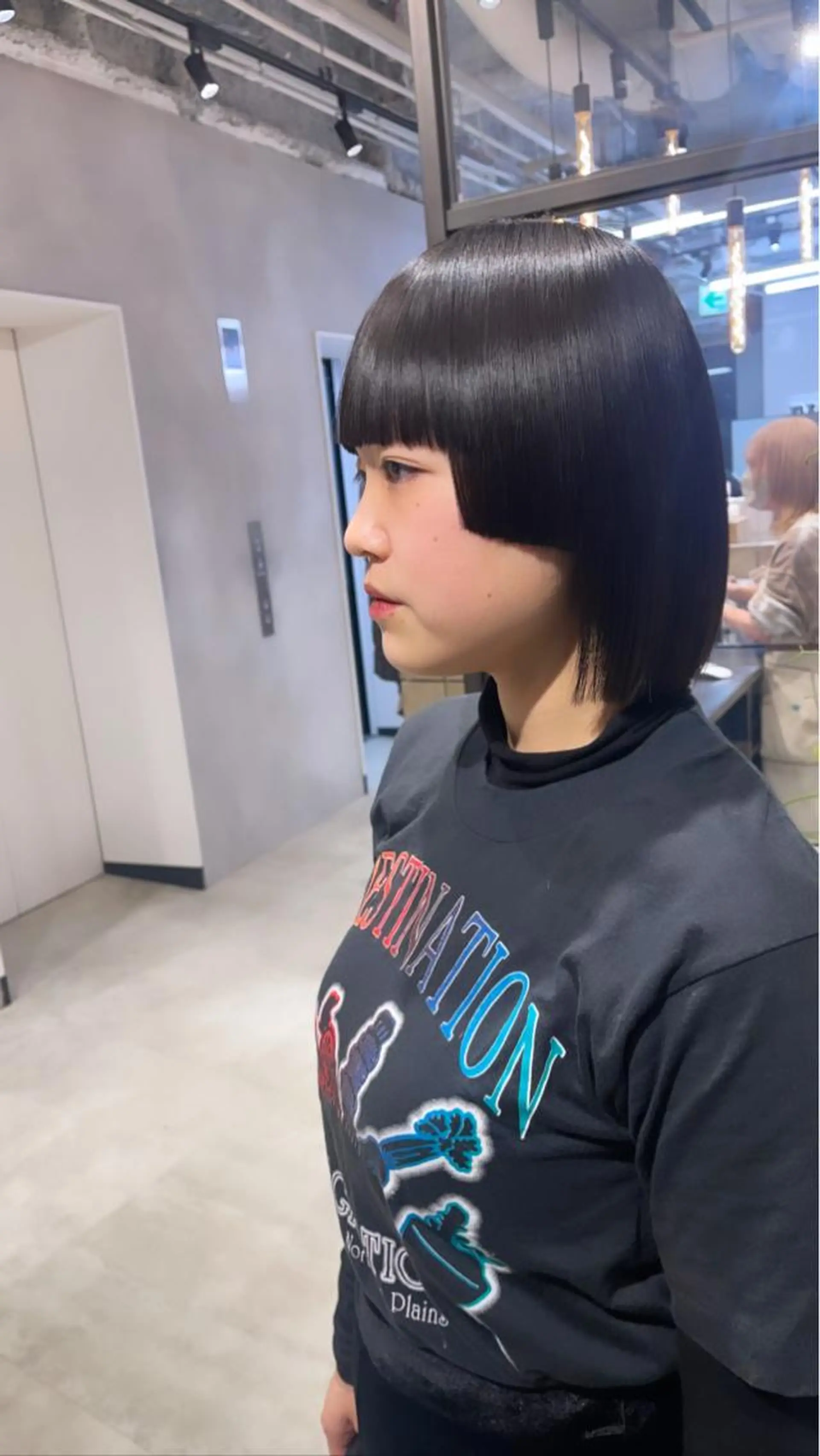 ミディアム カット トリートメント 🦋レイヤーカット ミドリカワ🦋のヘアスタイル