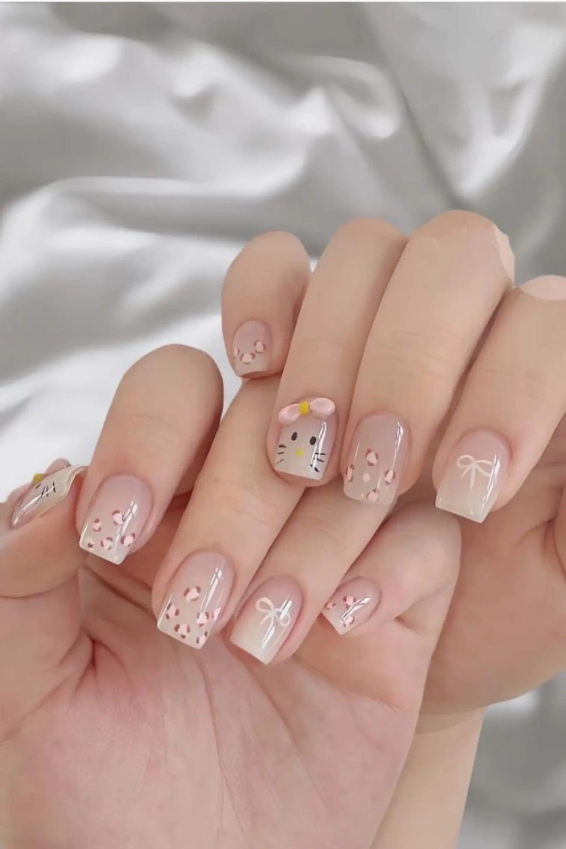 ネイル 長さ出し フレンチネイル グラデーション 卒業式 マグネットネイル ハンドネイル MIHANA SAKURAのネイルデザイン