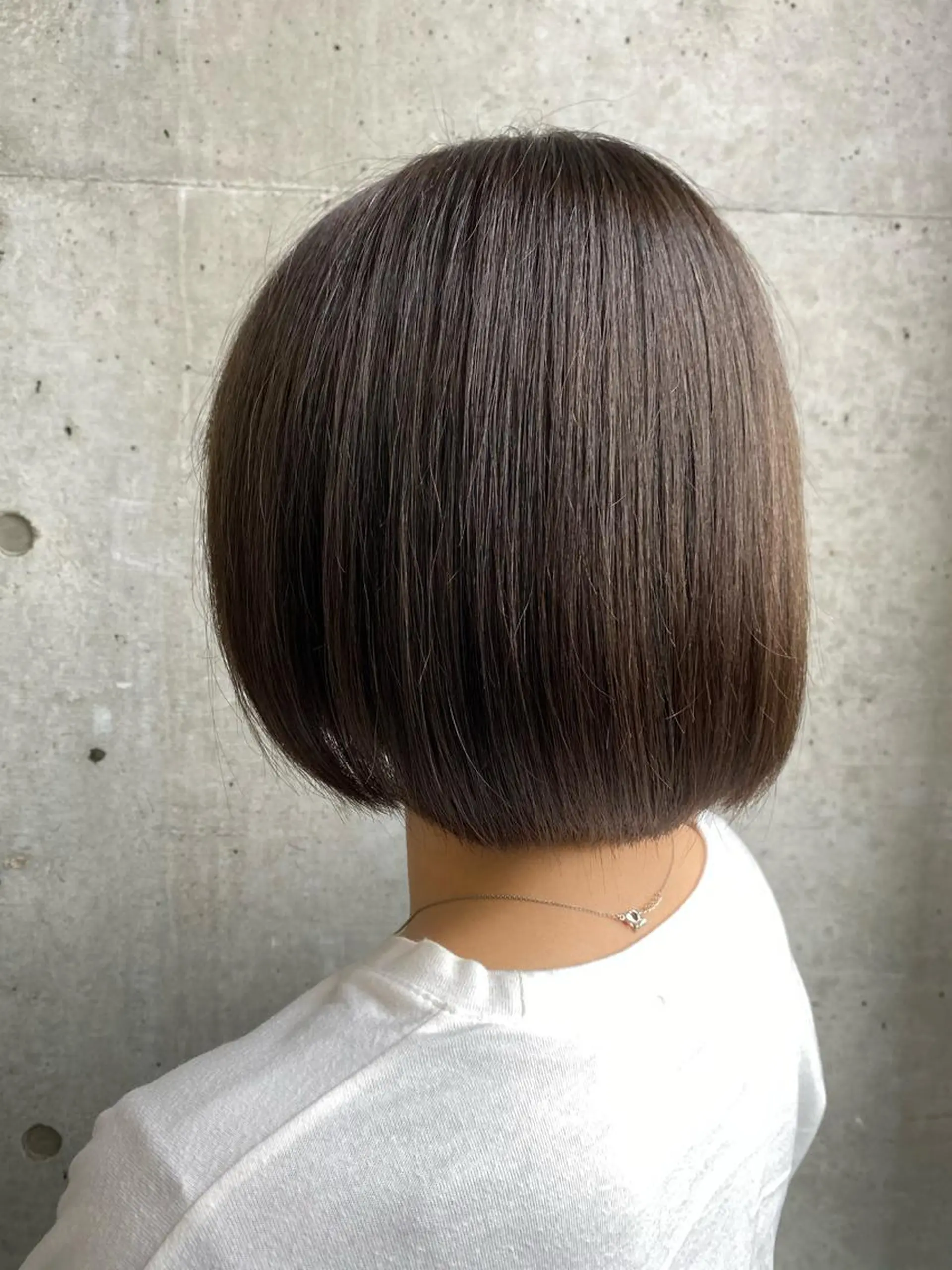 ショート カラー グレージュ ボブ カット ヘアカラー トリートメント 大栗 佑也  髪質改善のヘアスタイル